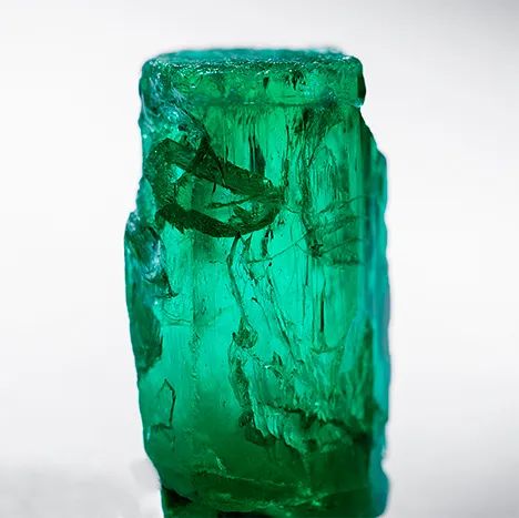 How to Buy Rough Colombian Emeralds