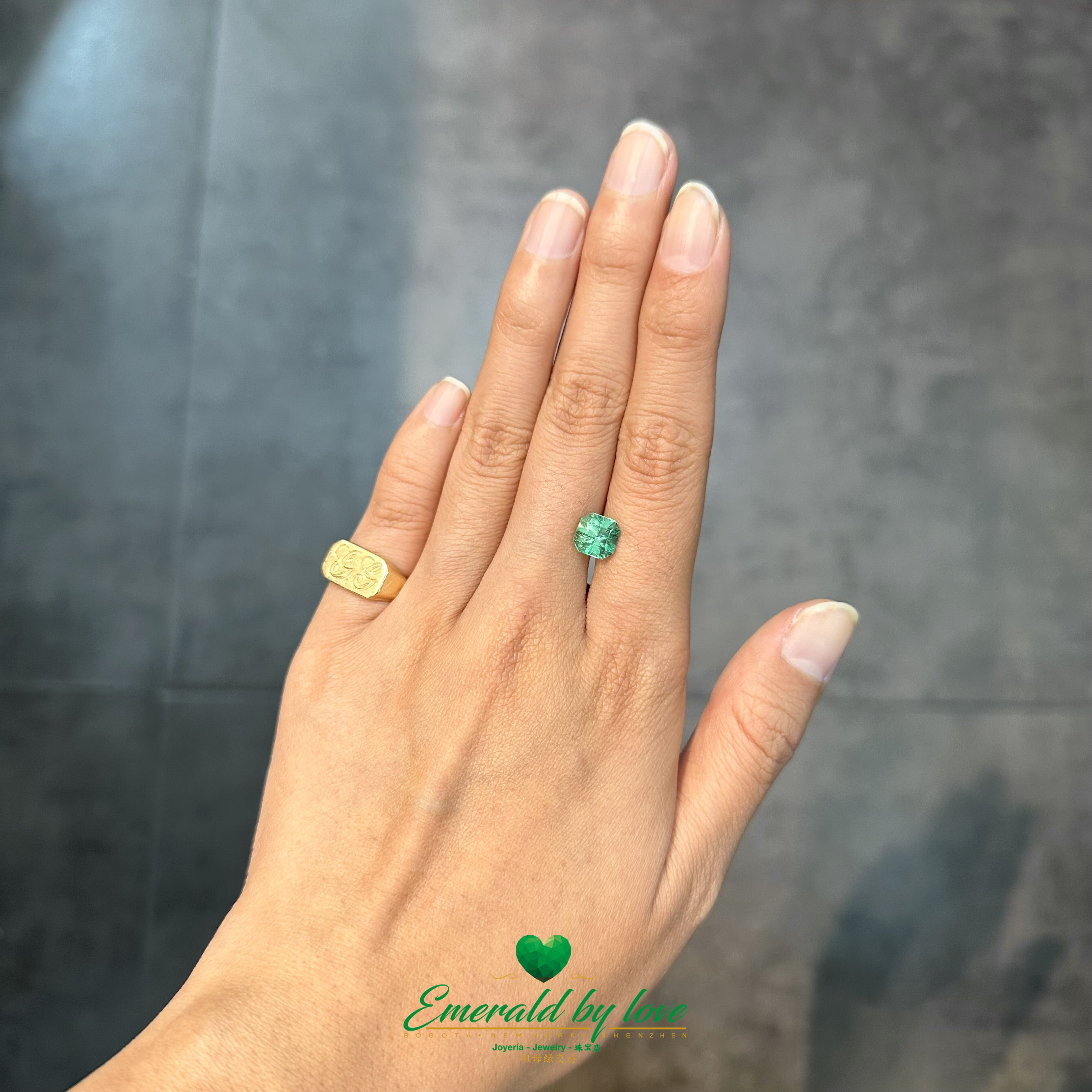 Natural Colombian Emerald 1.92ct – Square-Cut Green Crystal