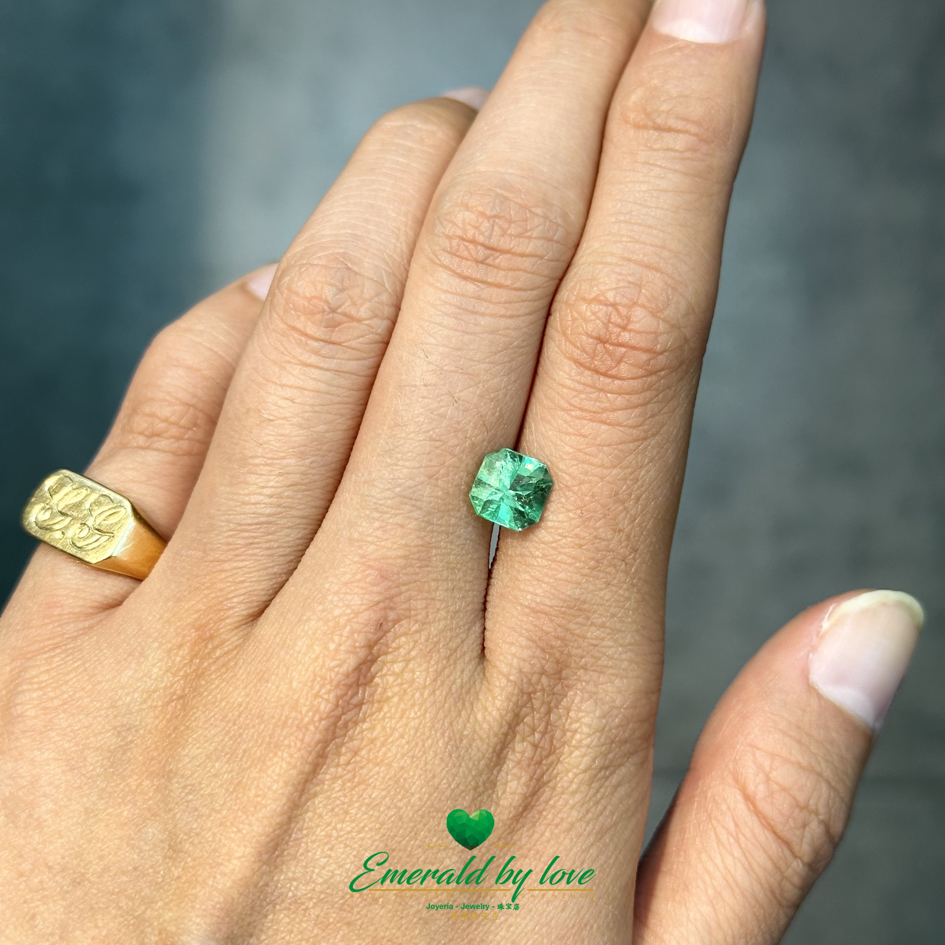 Natural Colombian Emerald 1.92ct – Square-Cut Green Crystal