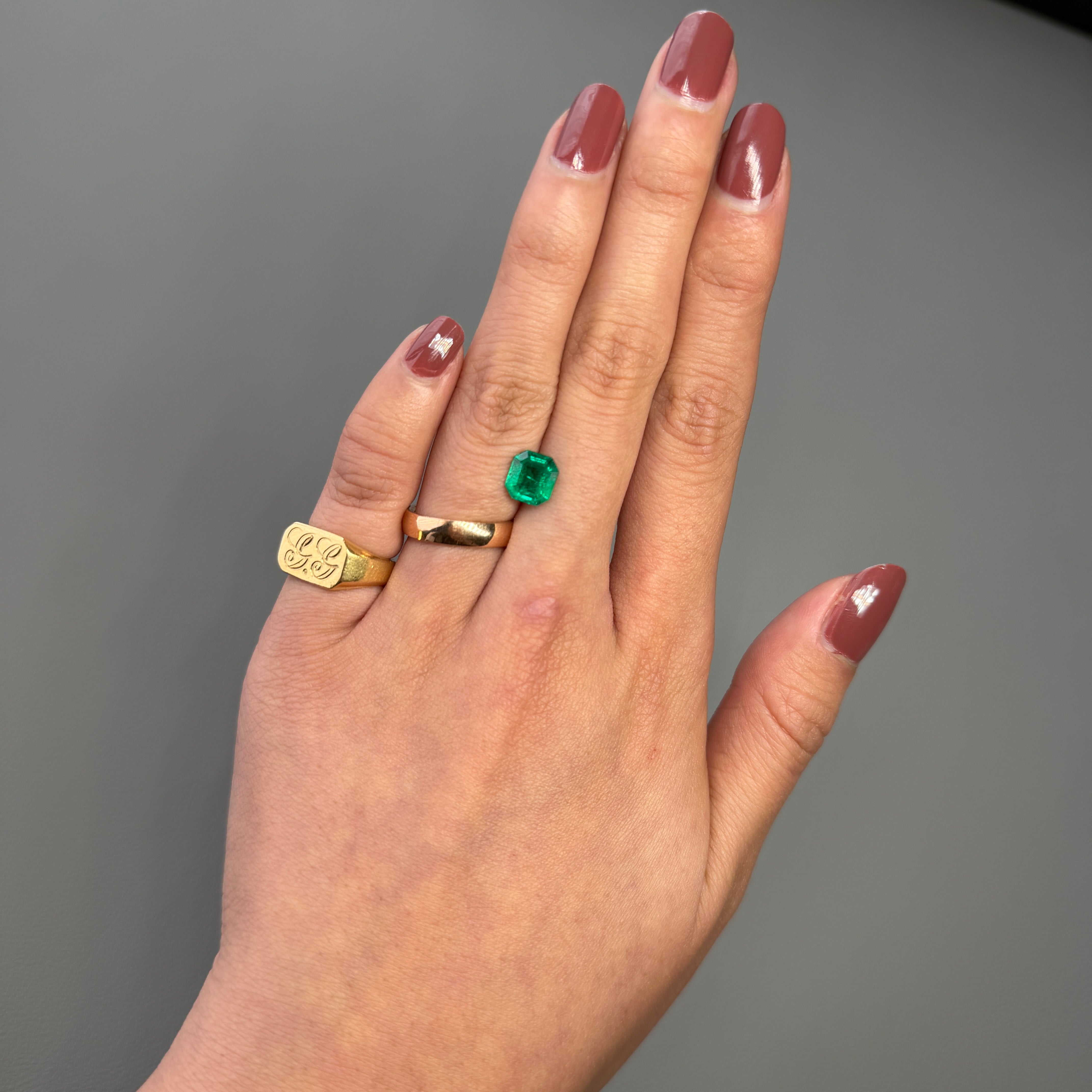 Exceptional 1.26 carat Loose Colombian Emerald Genuine Gemstone