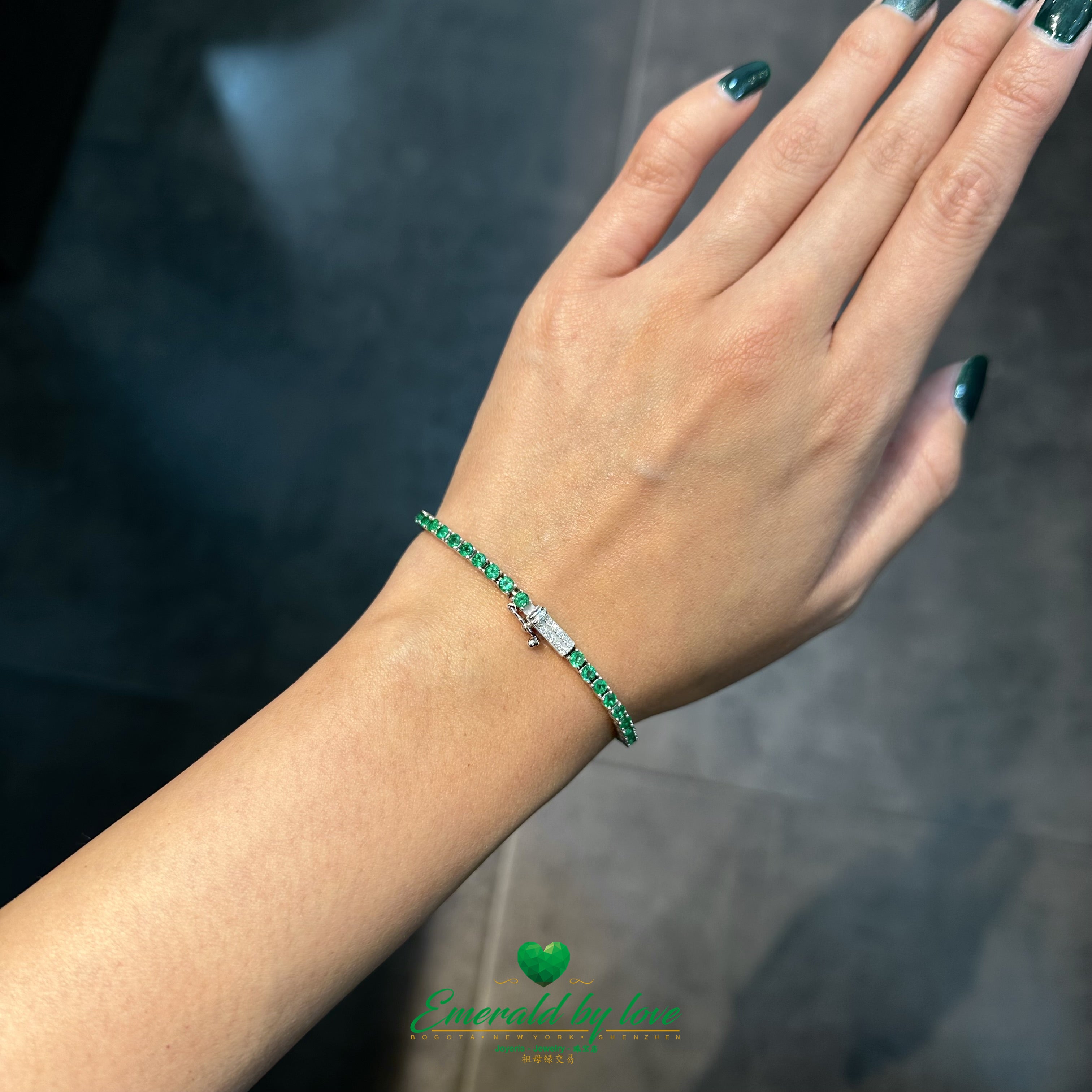 Certified Colombian Round Emerald Tennis Bracelet in White Gold
