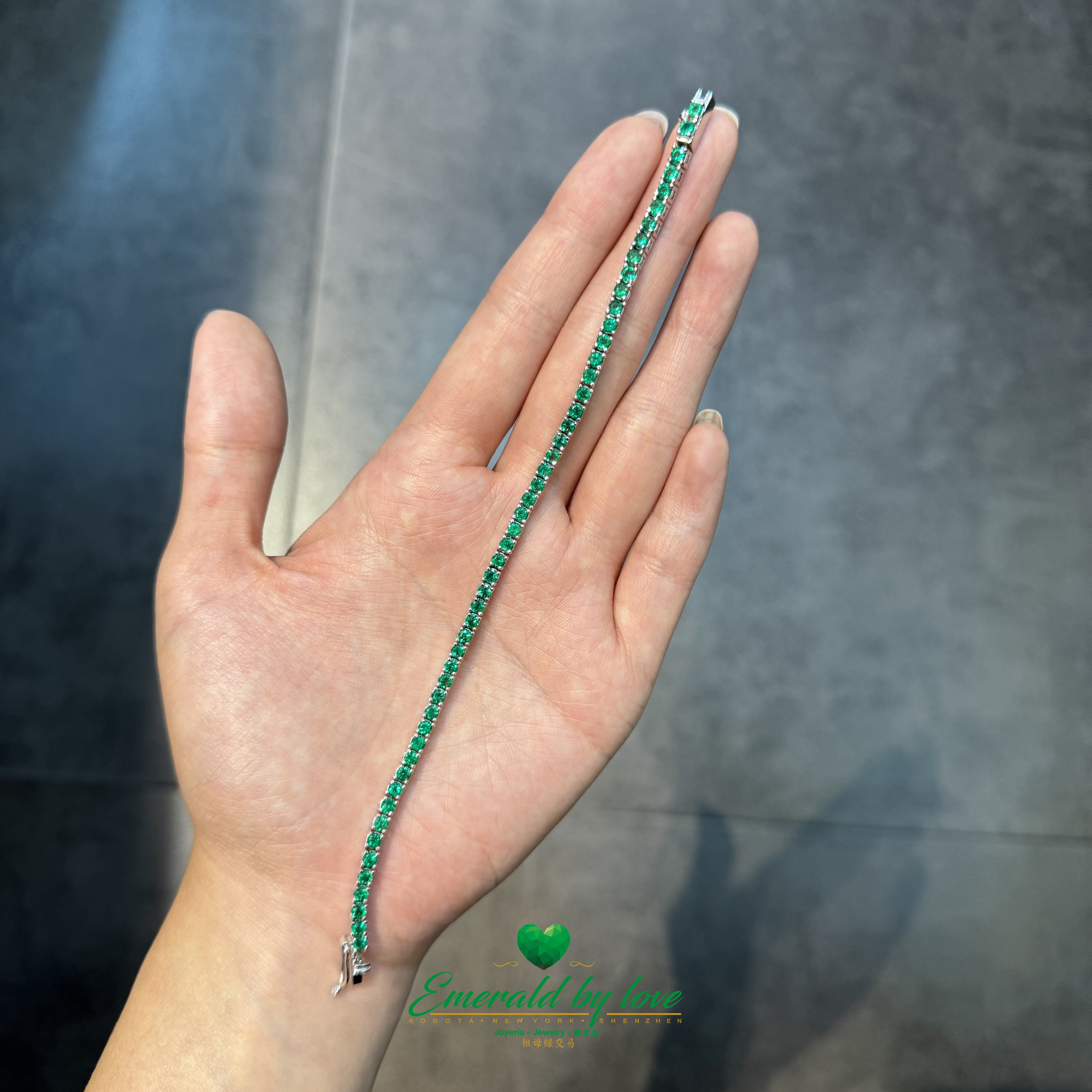 18K White Gold Bracelet with Premium Round Emeralds and Emerald-Set Safety Clasp