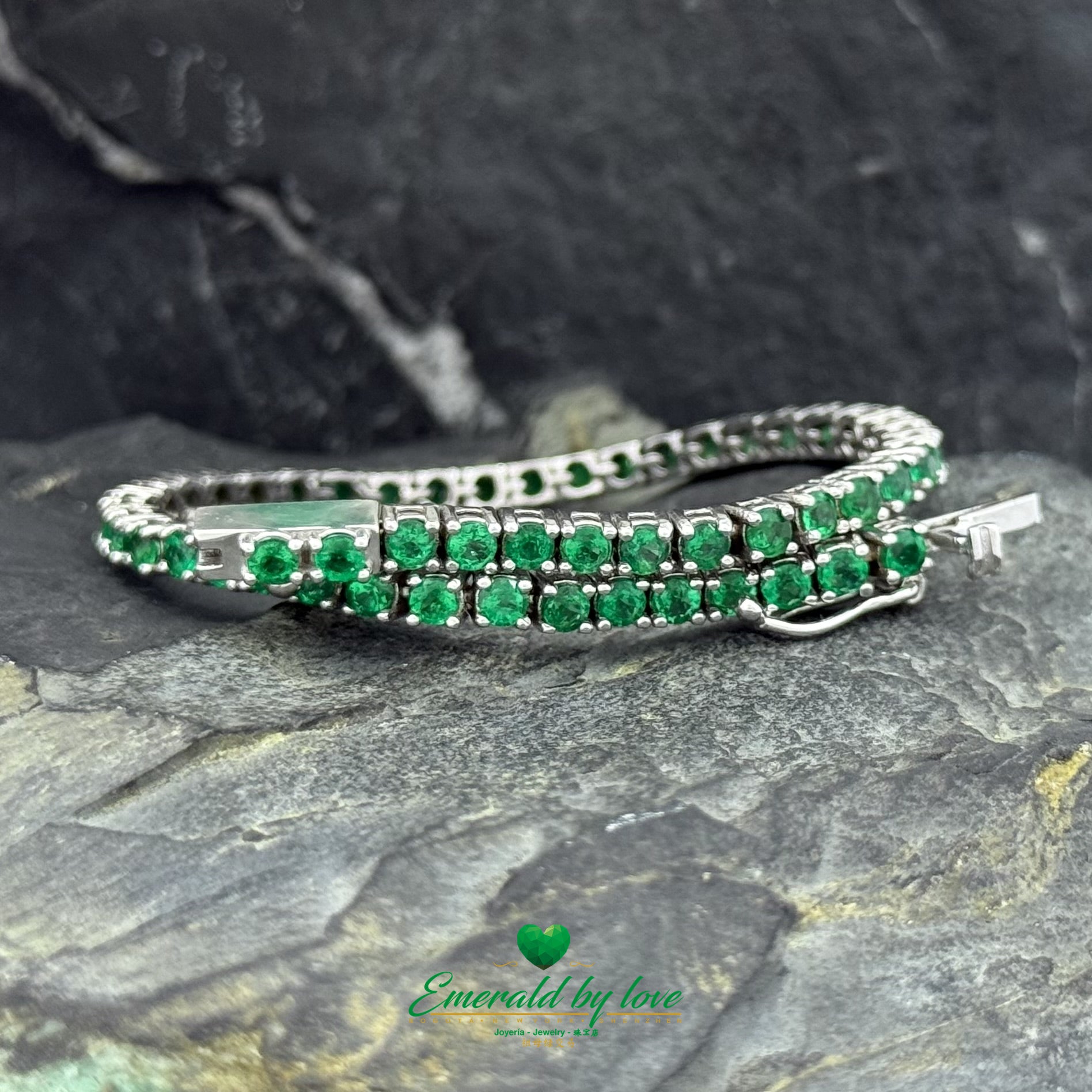 18K White Gold Bracelet with Premium Round Emeralds and Emerald-Set Safety Clasp