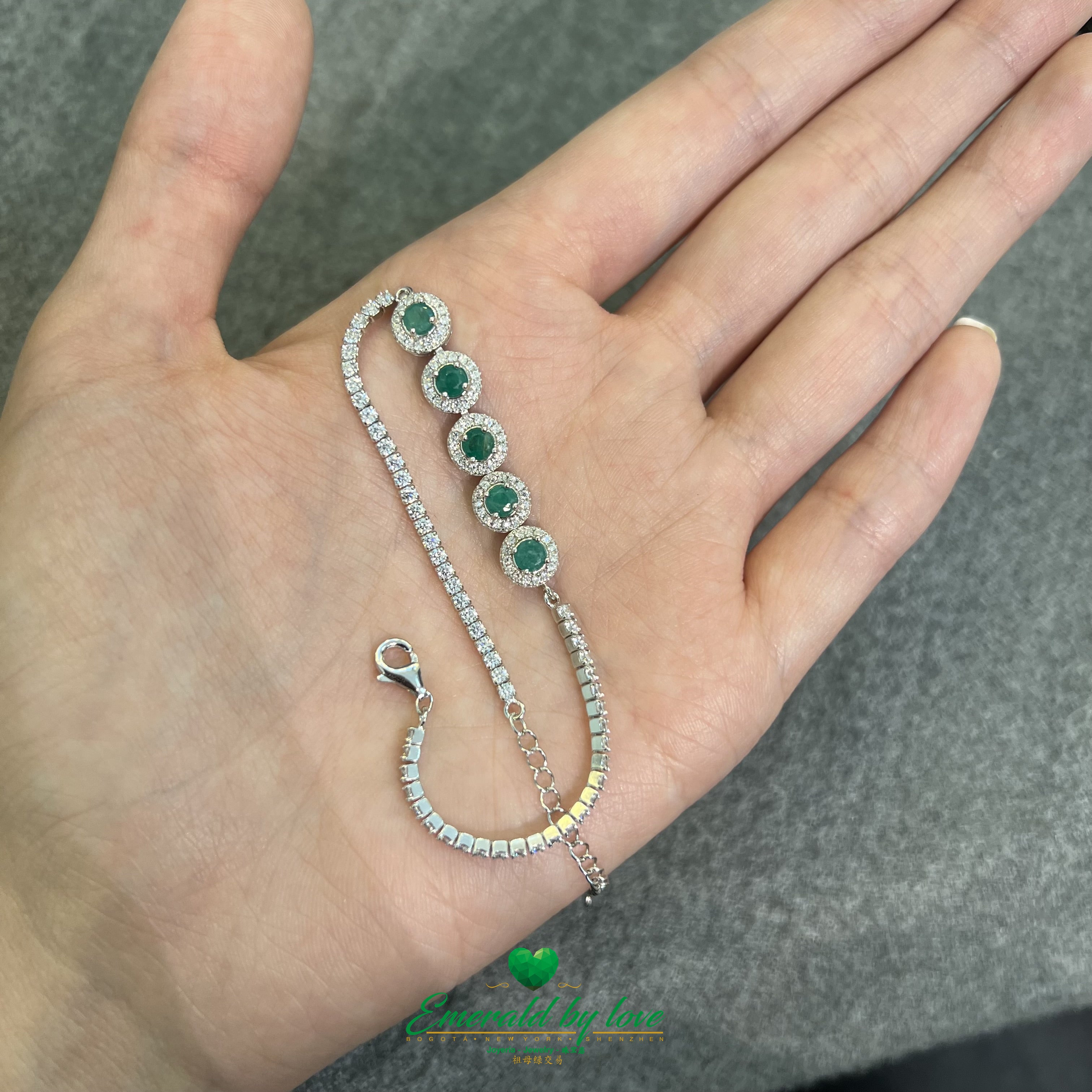925 Silver Bracelet with 5 Round Marquise Settings and Central Colombian Emeralds