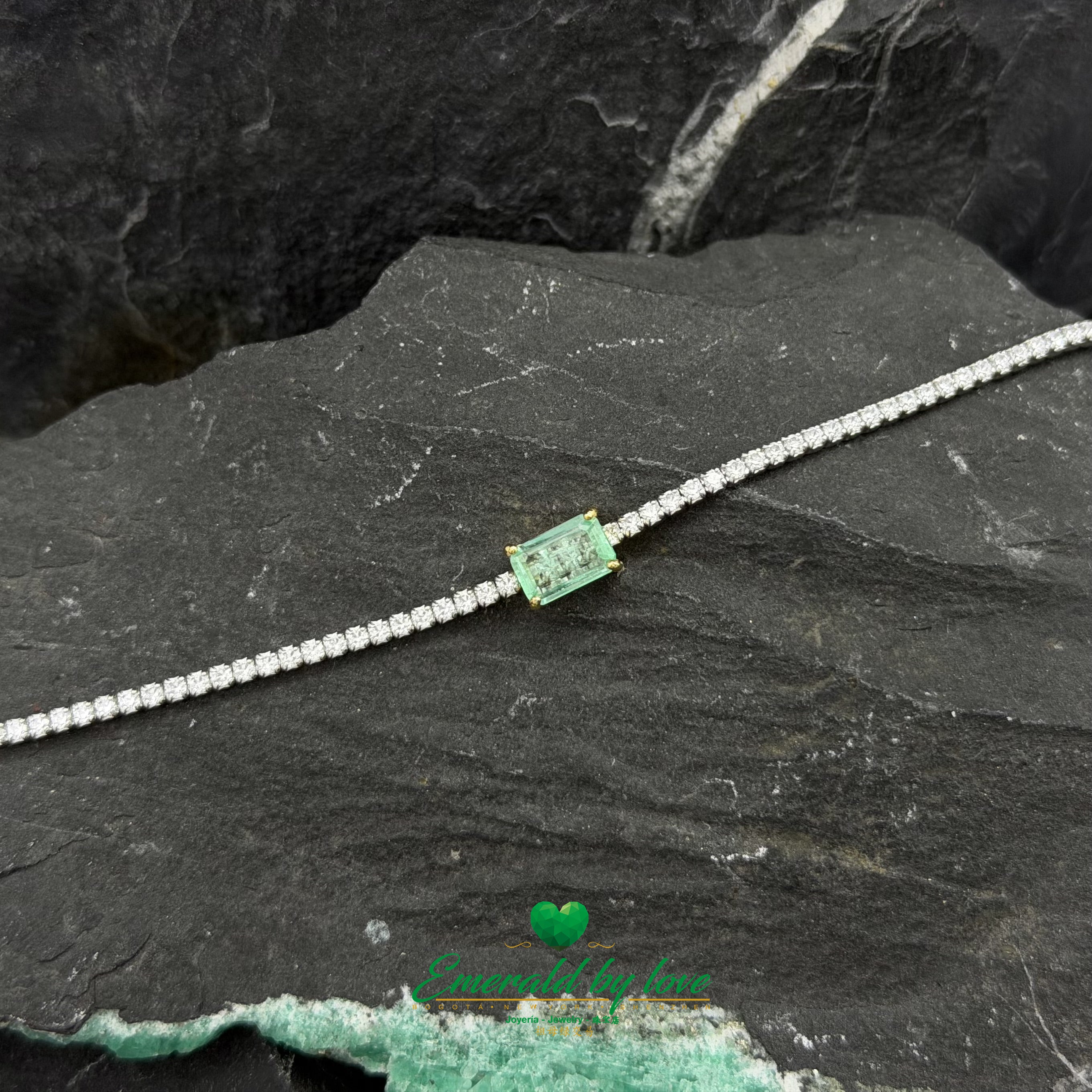 Sterling Silver Bracelet with Baguette-Cut Crystal Emerald