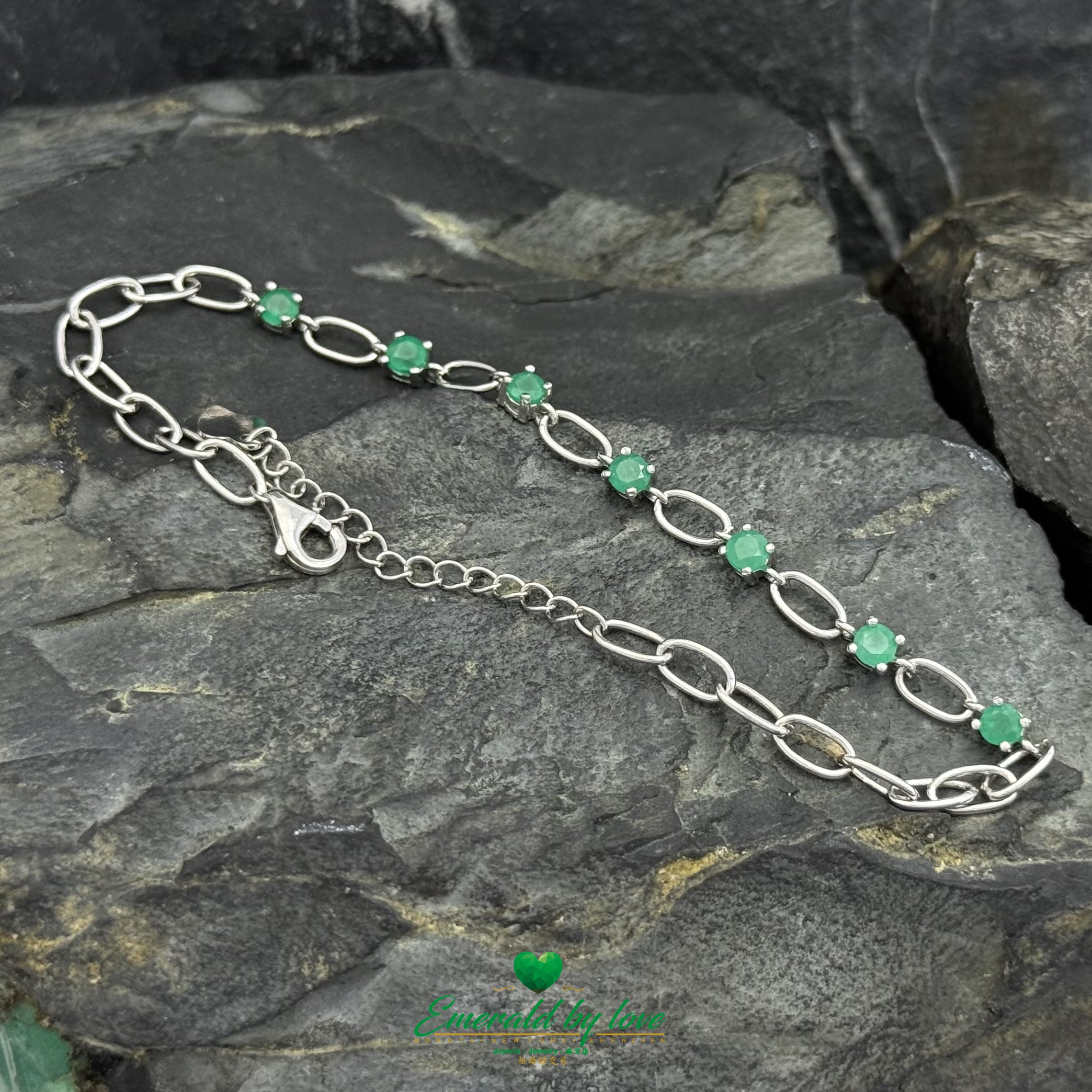 Round Emerald Bracelet – Alternating Silver Disc Design in 925 Sterling Silver