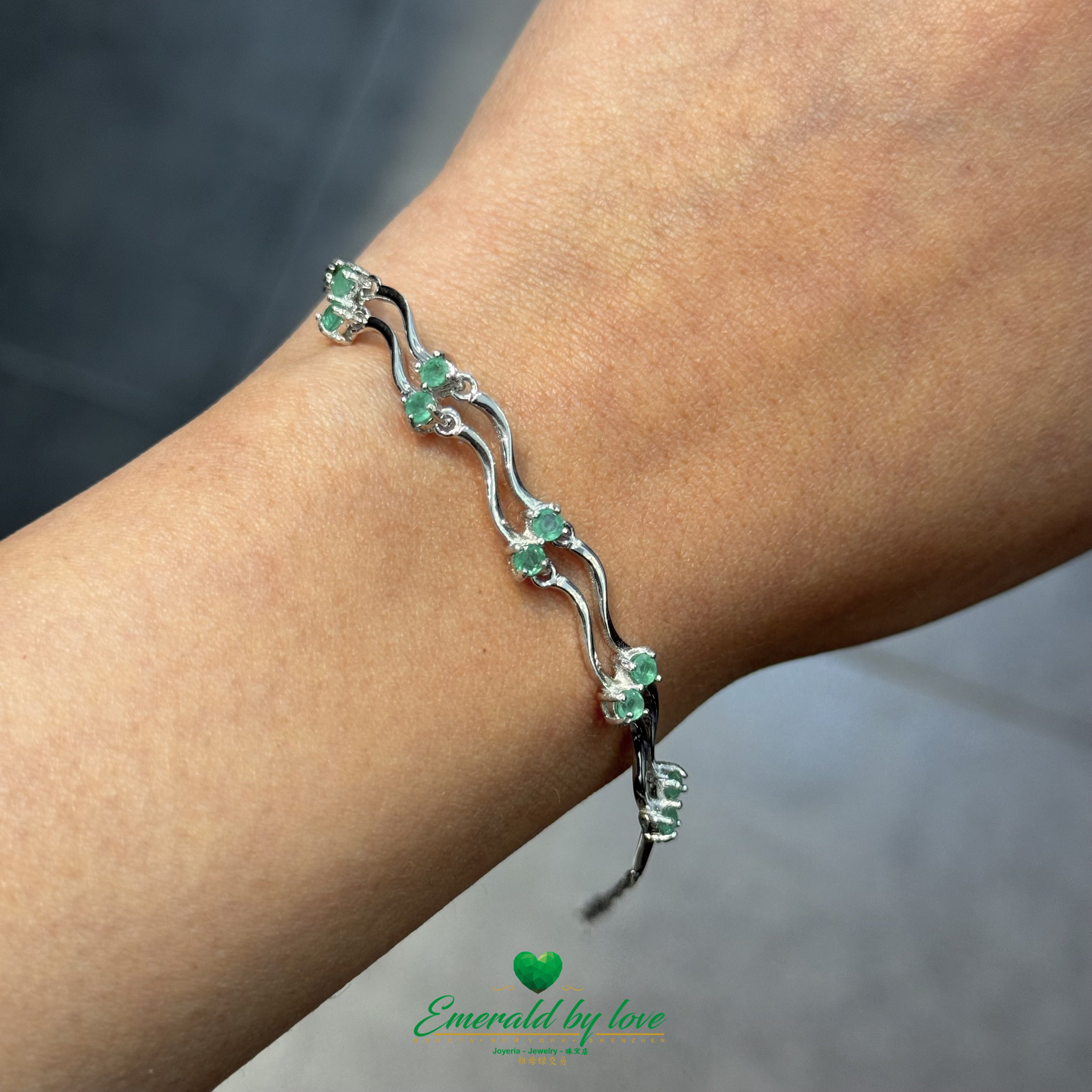 Double Emerald Arabesque Bracelet – Sterling Silver with Round Emerald Crystals