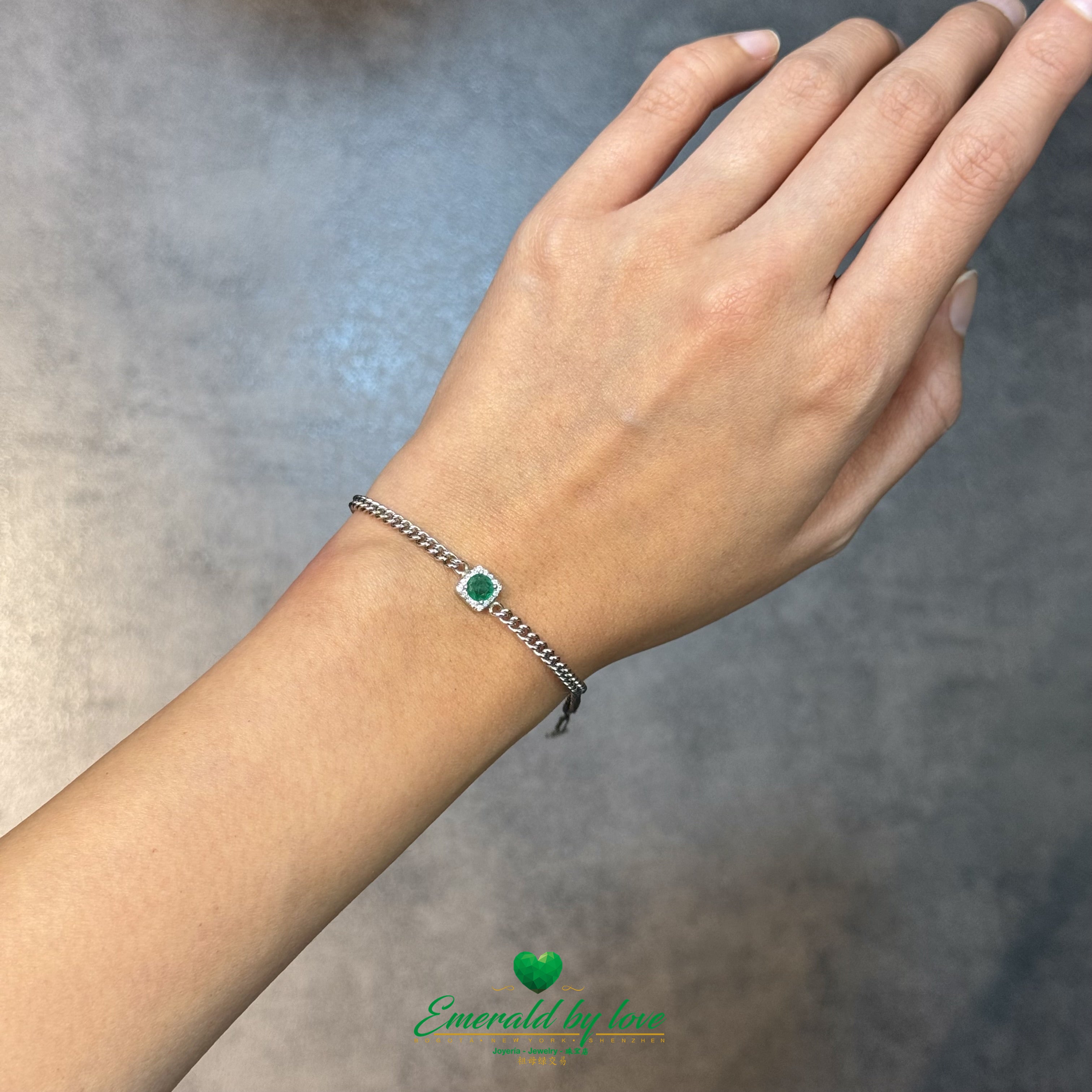 Sterling Silver Emerald Bracelet – Round Colombian Emerald in Square Zircon Halo Design