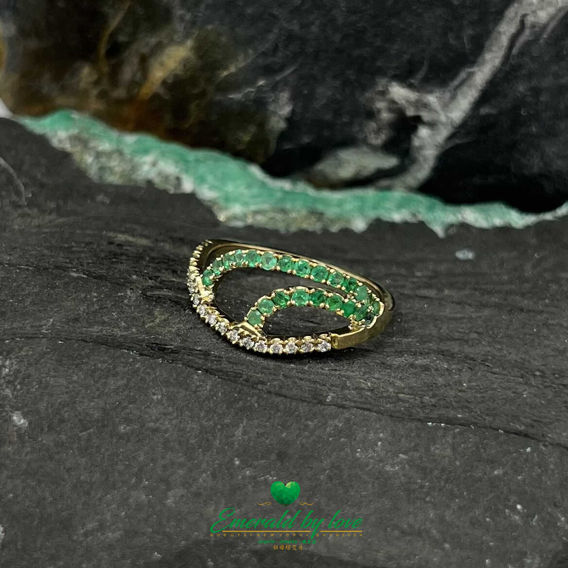 A glowing reminder of grace, luxury, and natural Colombian beauty.
Un recordatorio radiante de gracia, lujo y belleza natural colombiana.