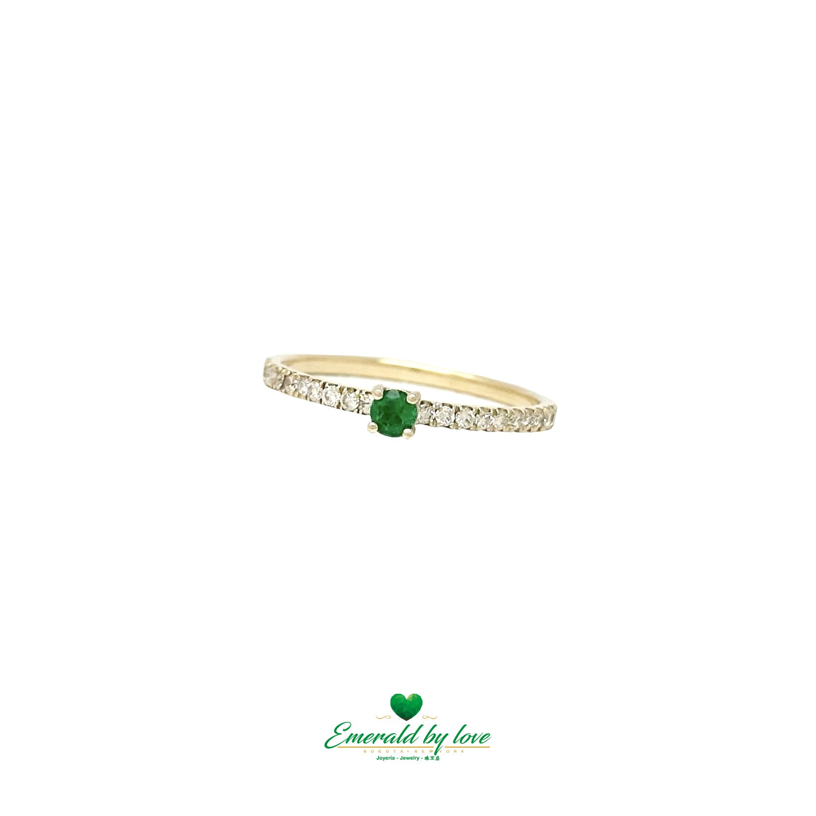 A dazzling blend of Colombian emerald and sparkling diamonds, handcrafted in 18K gold.