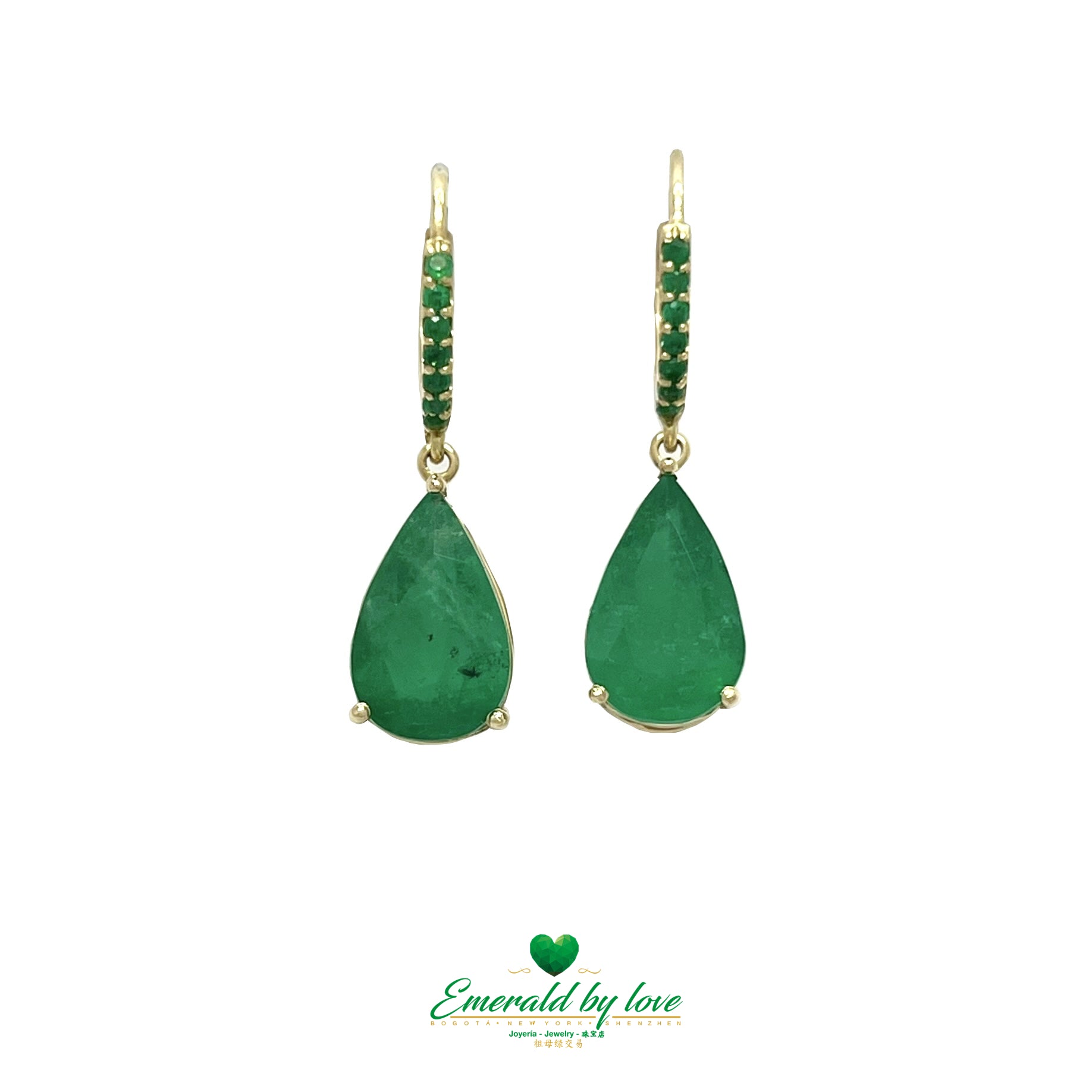 Boucles d'oreilles pendantes spectaculaires en or jaune avec de grandes émeraudes en forme de poire et rondes