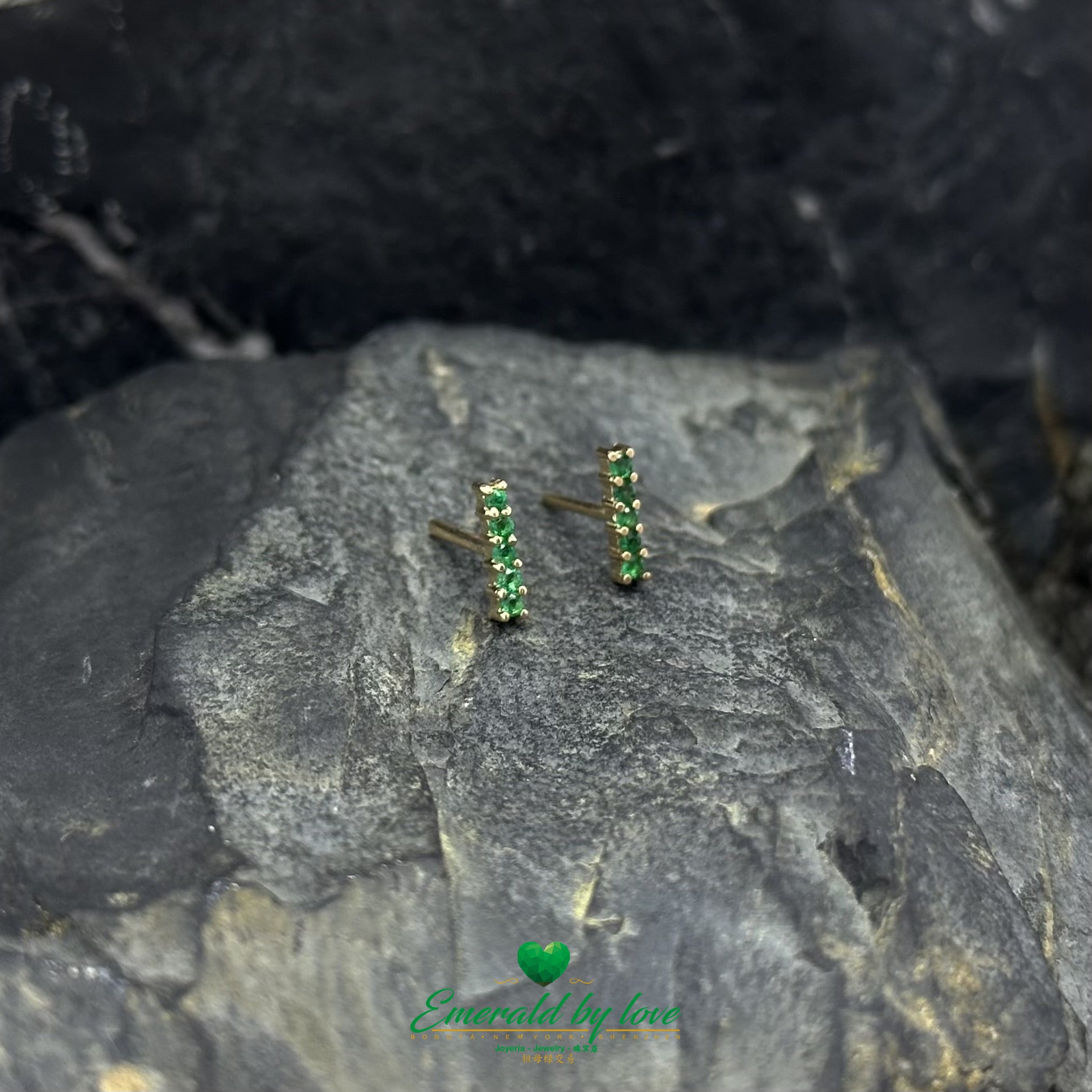 Straight Line Stud Earrings with Round Colombian Emeralds in 18K Yellow Gold