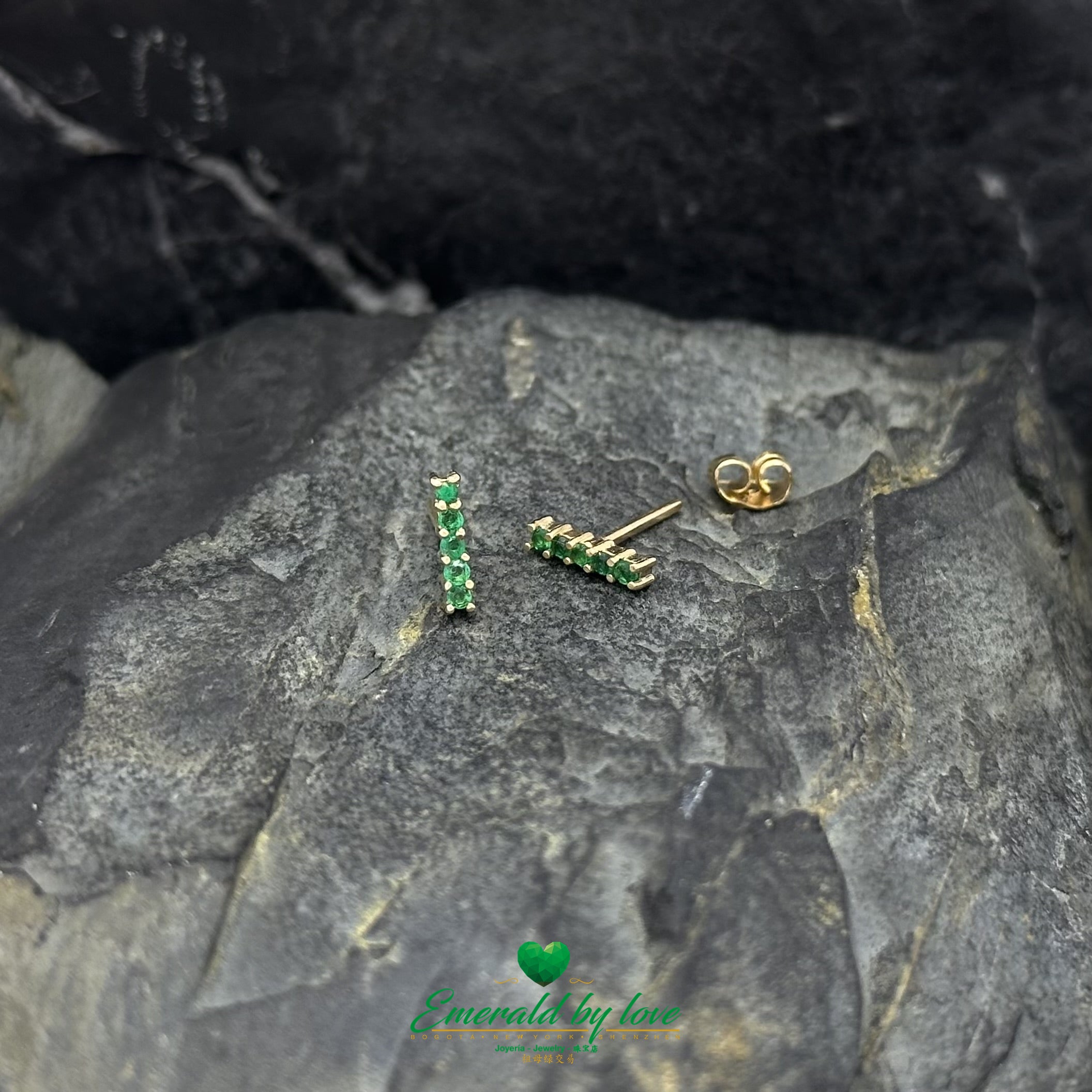 Straight Line Stud Earrings with Round Colombian Emeralds in 18K Yellow Gold