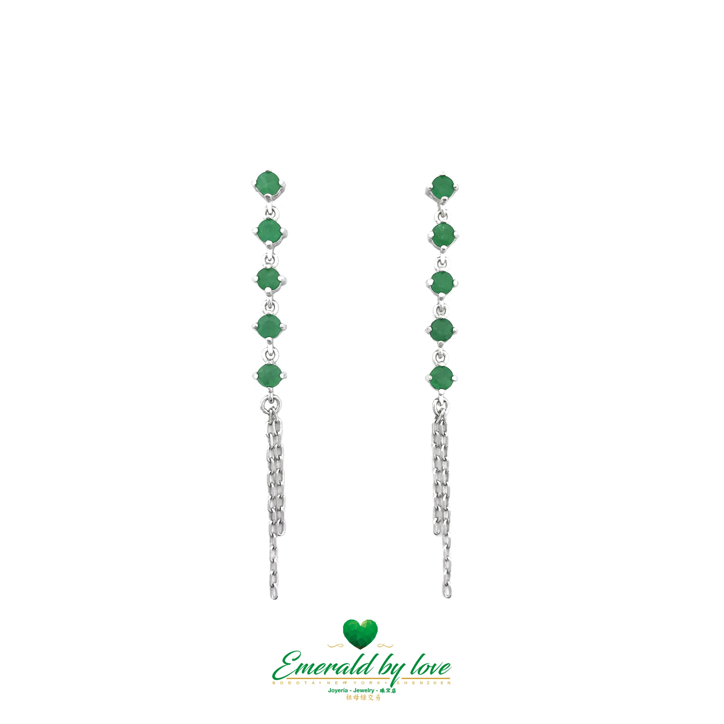 Boucles d'oreilles longues Fashionista en argent avec émeraudes rondes de Colombie