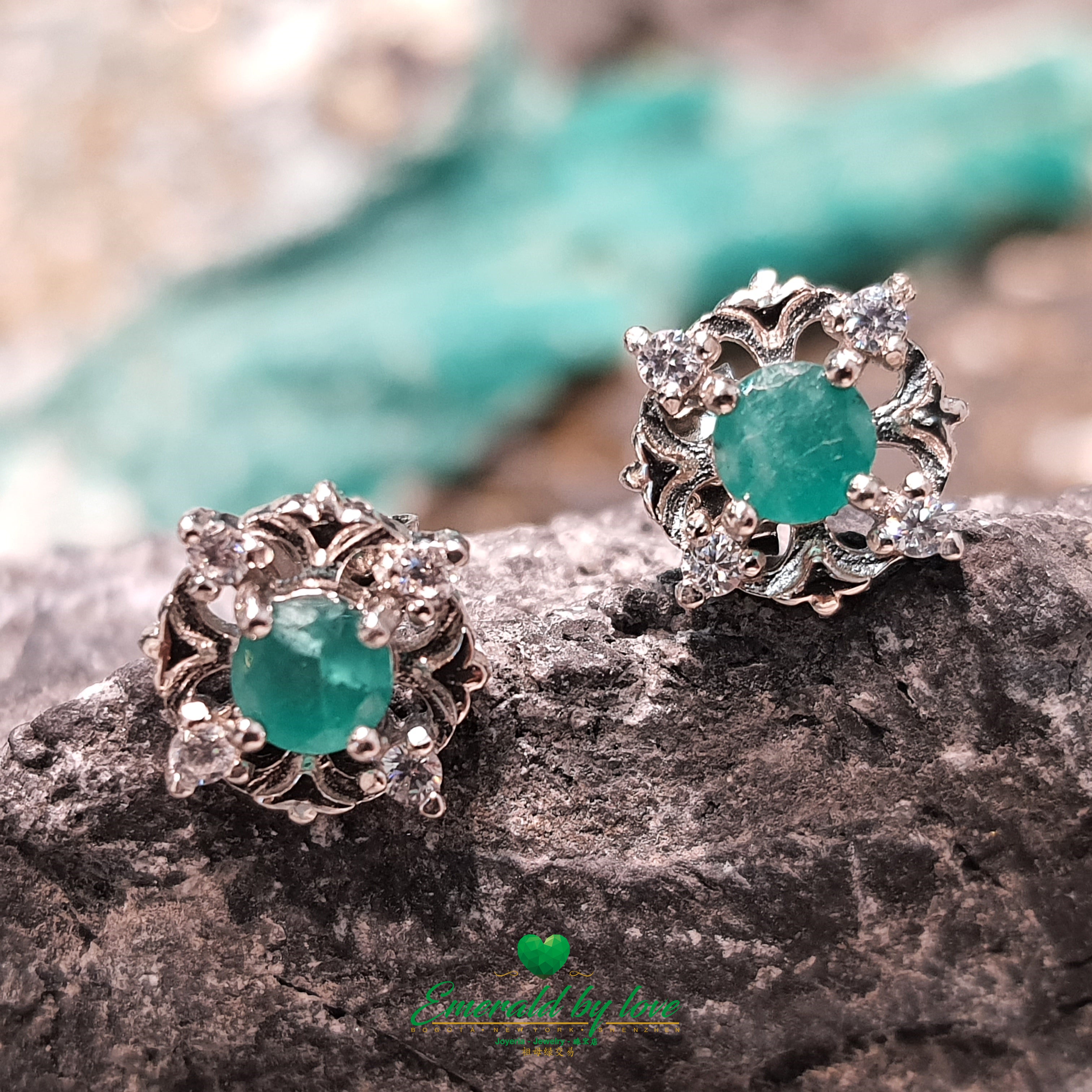 Elegant Silver Earrings with Round Colombian Emeralds in Floral Design