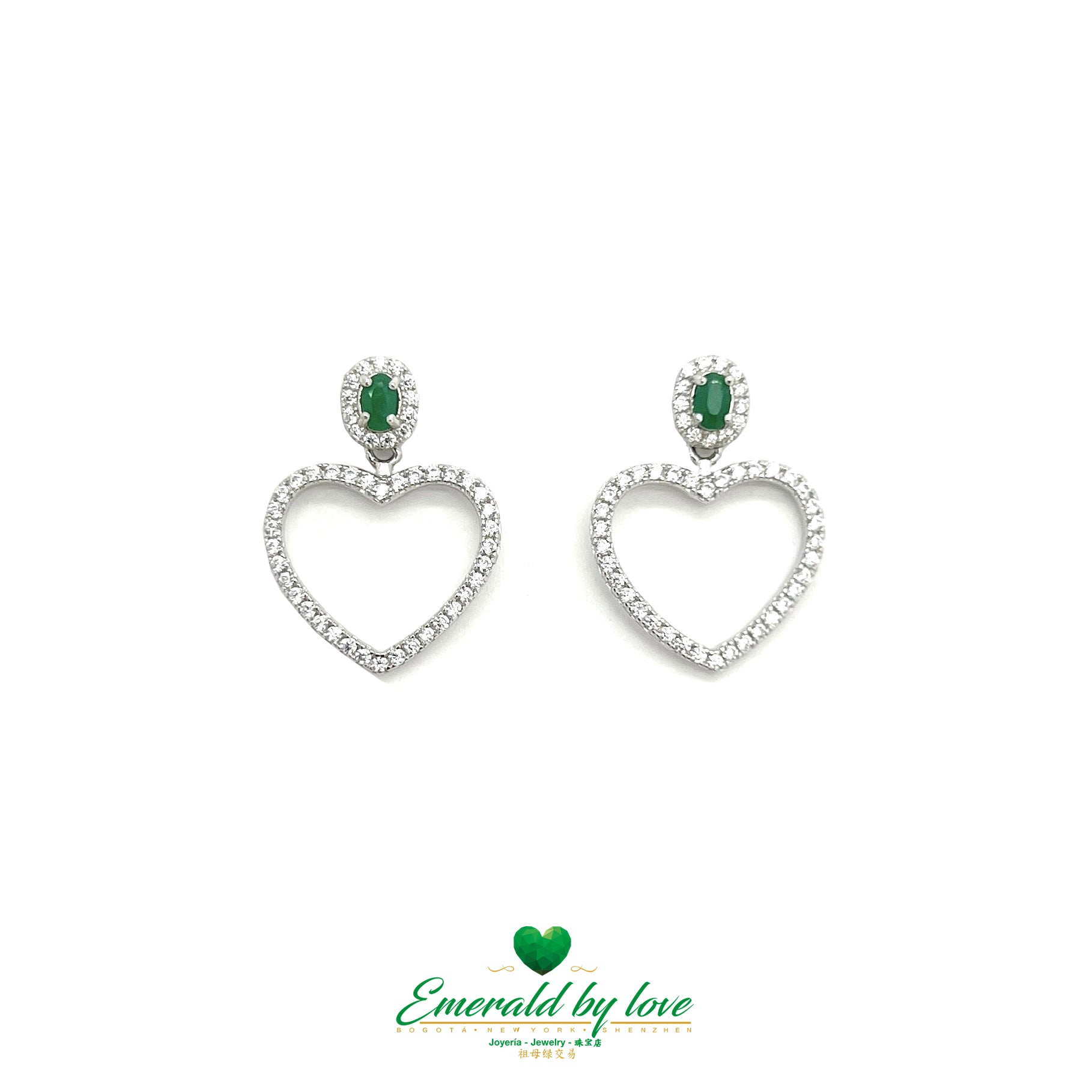 Pendientes Divinos Largos de Plata de Ley en Forma de Corazón con Esmeralda Ovalada Central