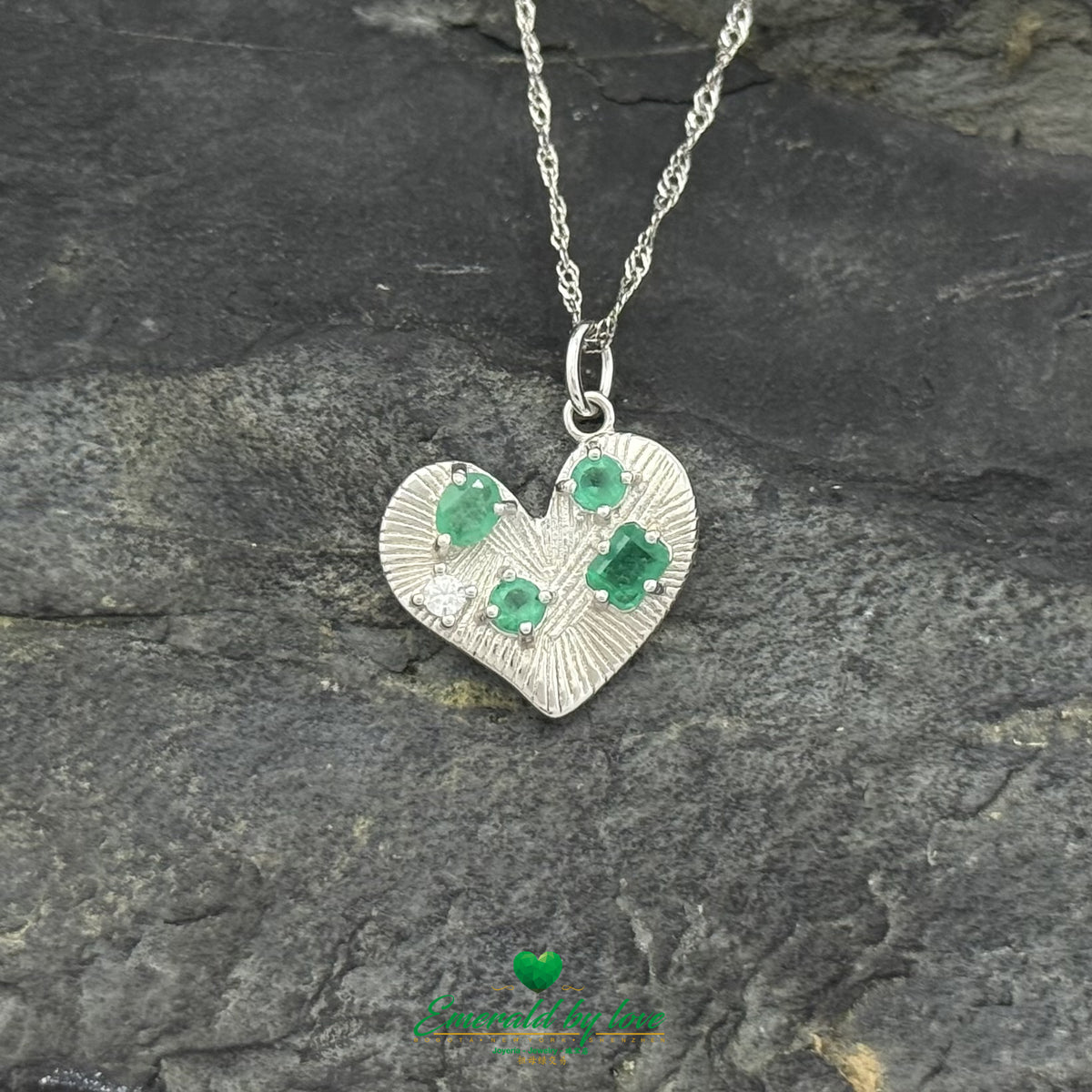 Heart-Shaped 925 Sterling Silver Pendant with Emeralds and Zircon