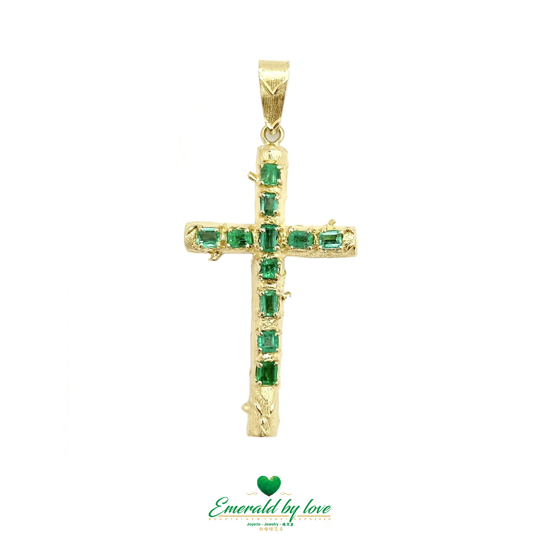 Superbe pendentif croix en or jaune avec émeraudes colombiennes authentiques
