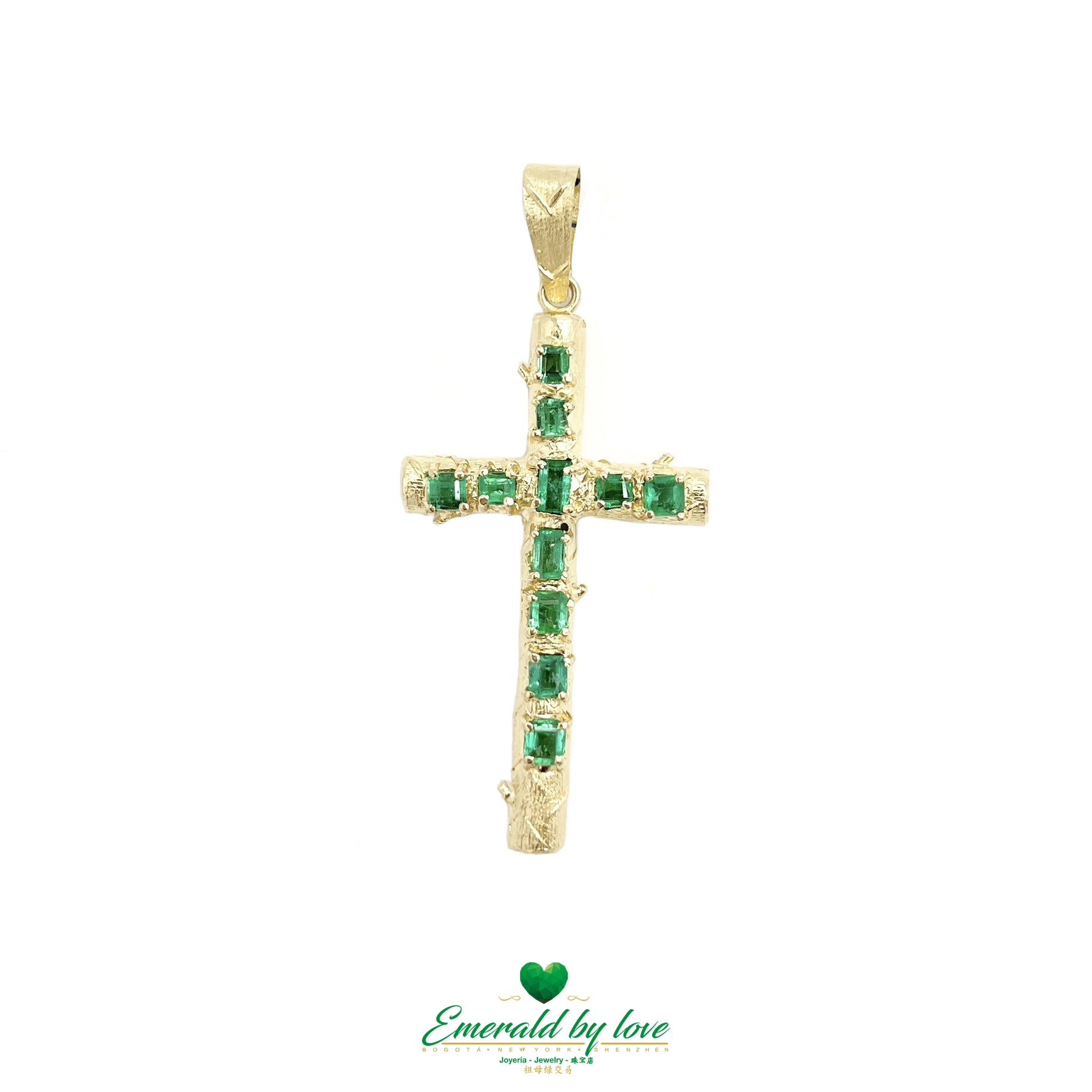 L'élégance redéfinie : pendentif croix en or jaune avec d'authentiques émeraudes colombiennes