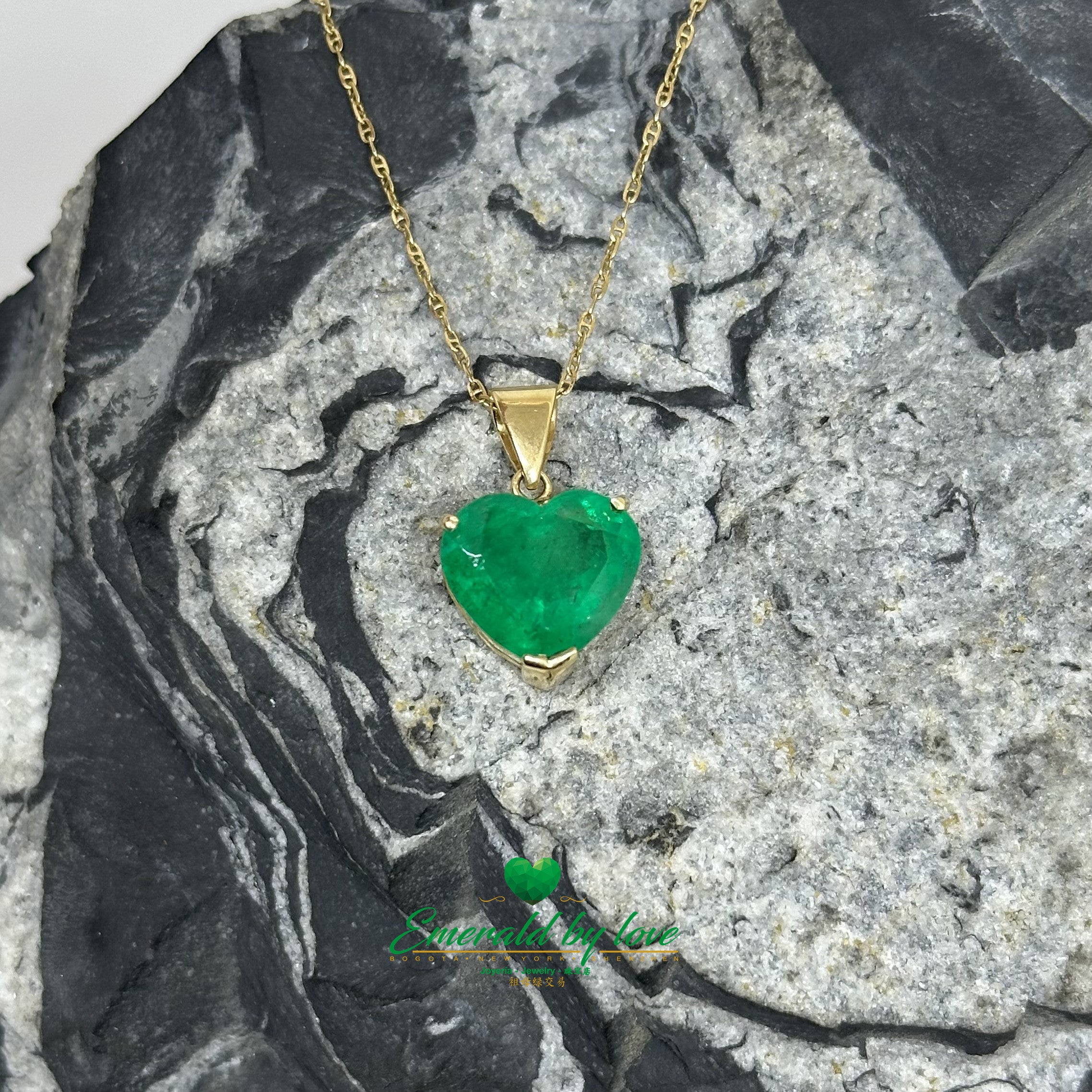Triple Prongs Emerald Heart Pendant – 5.45 Carats of Colombian Beauty