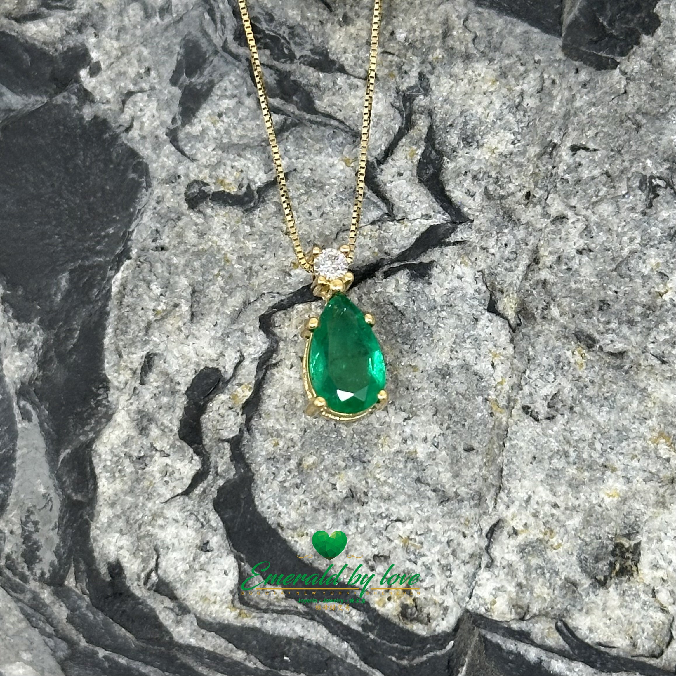 Pear-Shaped Colombian Emerald Pendant with Diamond Accent Tip