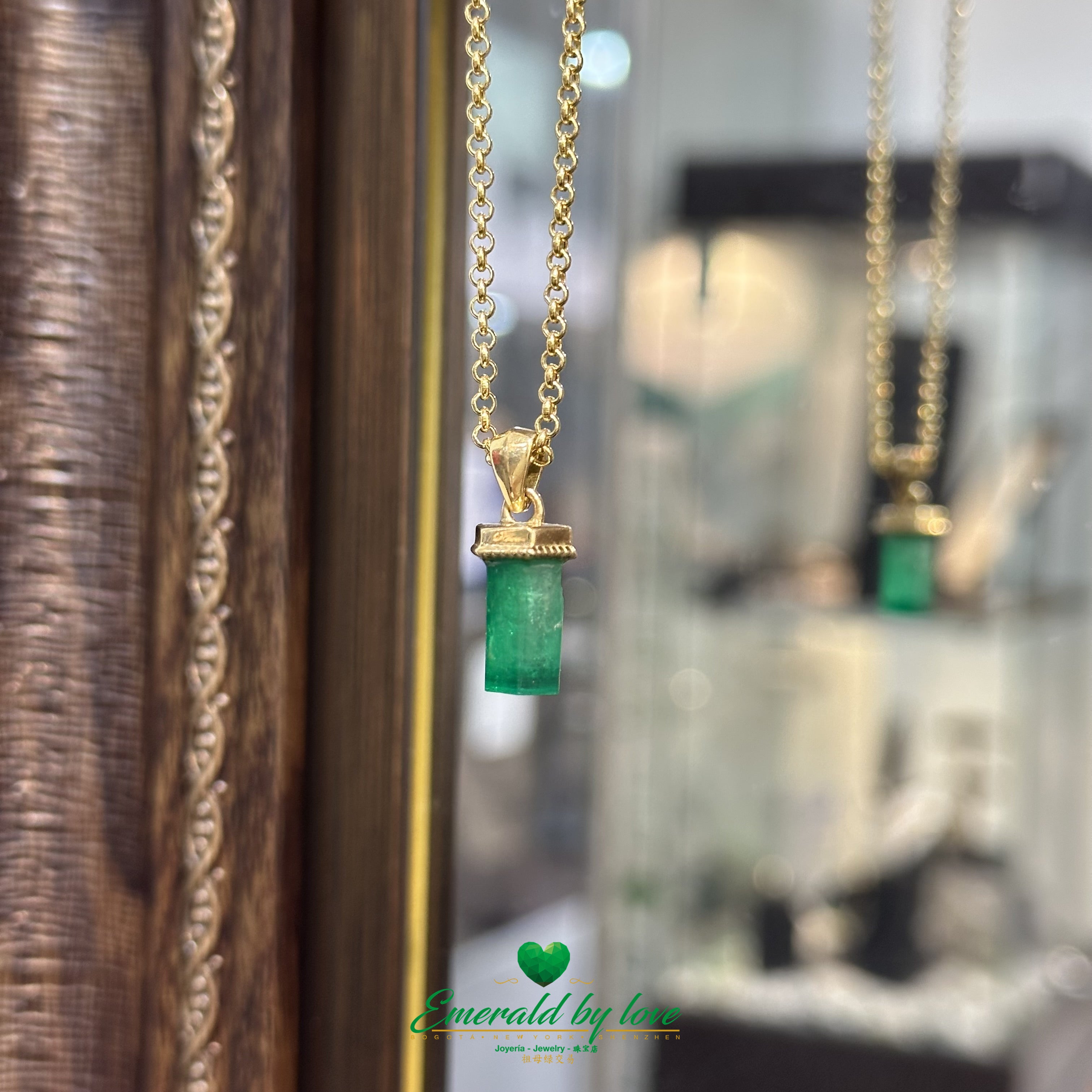 Traditional Canutillo Pendant in 18K Yellow Gold