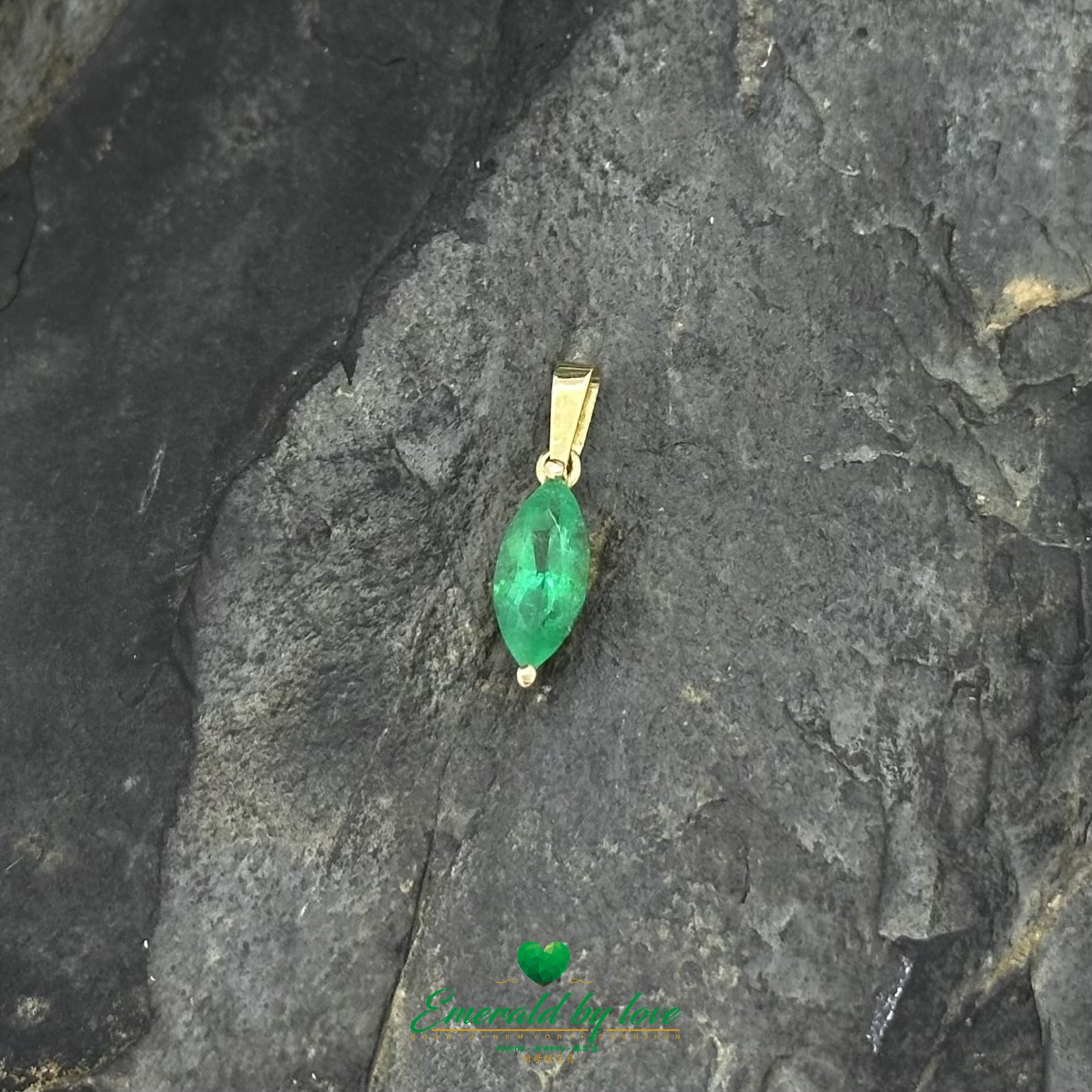 Vertical Marquise-Cut Emerald Pendant in 18K Yellow Gold
