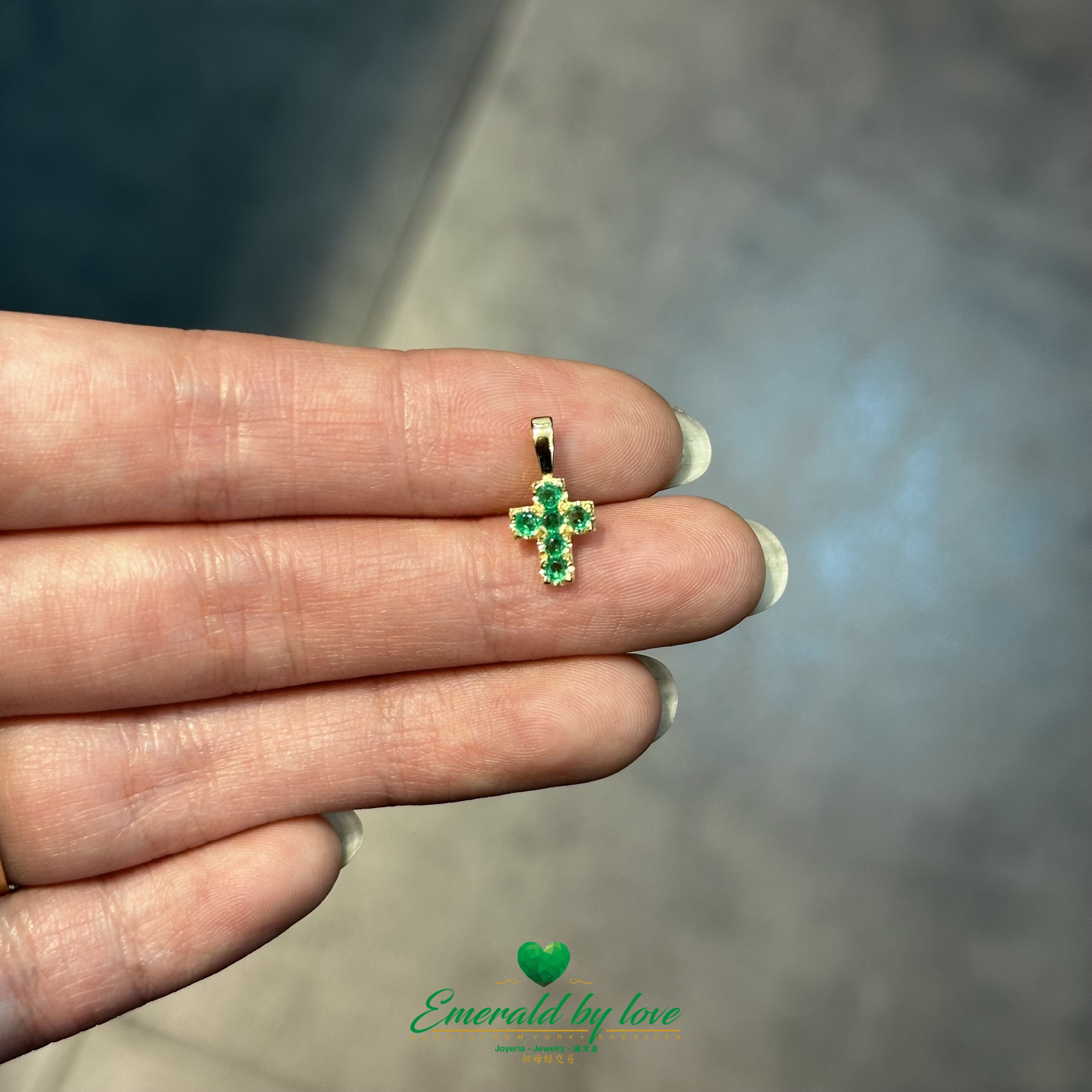 Minimalist Cross Pendant in 18K Yellow Gold with Colombian Emeralds