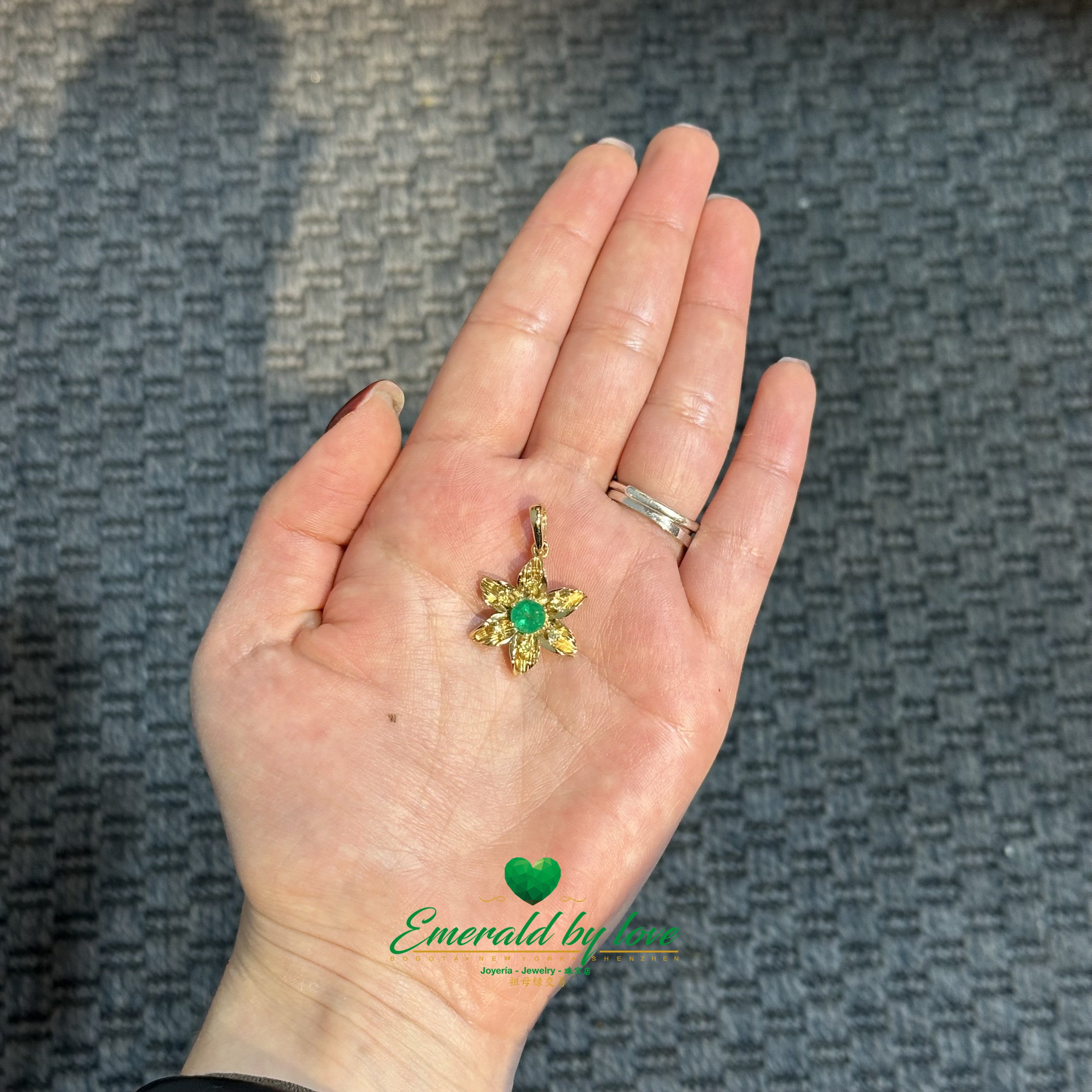 Medium-Sized Sunflower Pendant with Central Emerald and Yellow Diamond Petals