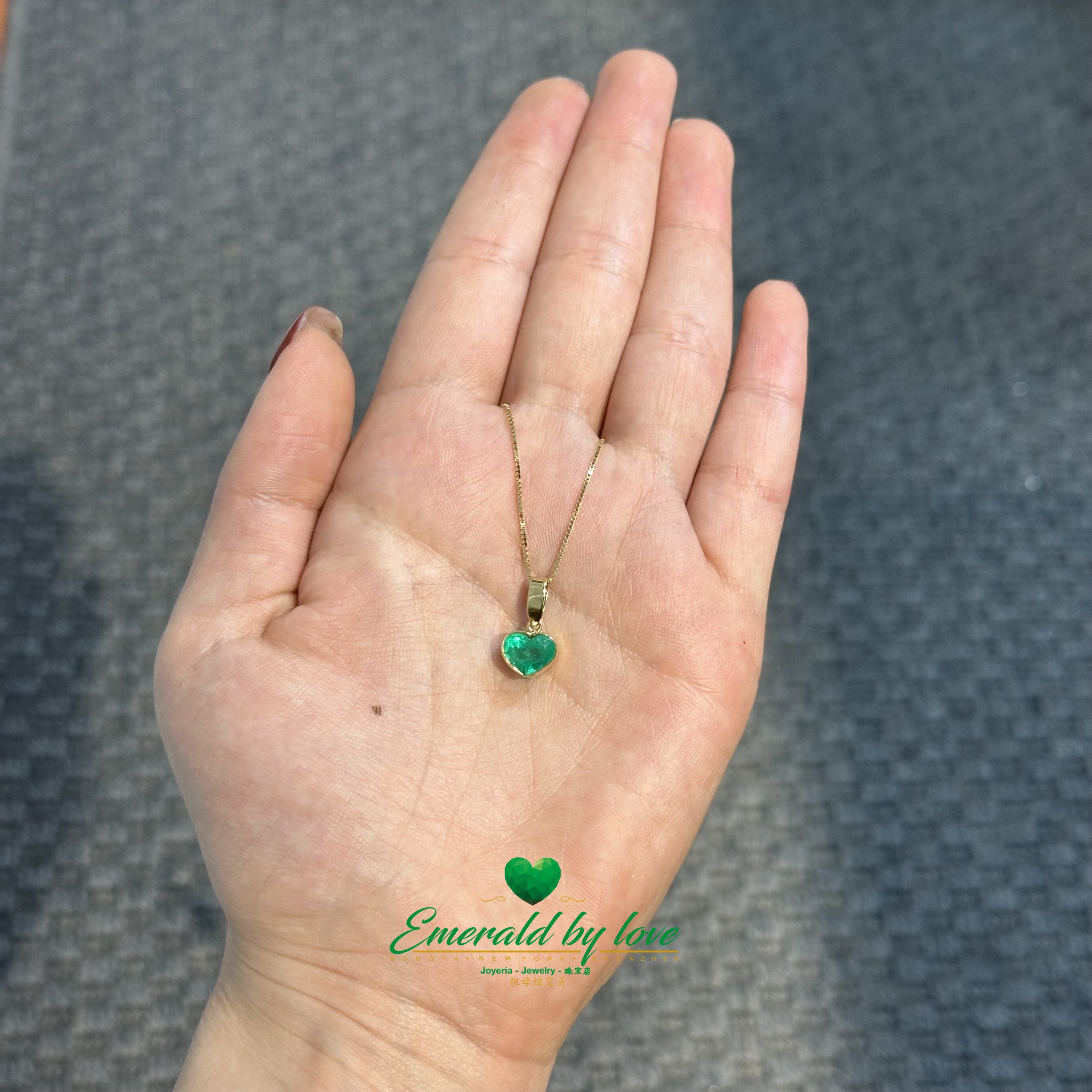 Medium Heart Pendant with Bezel-Set Crystal Colombian Emerald
