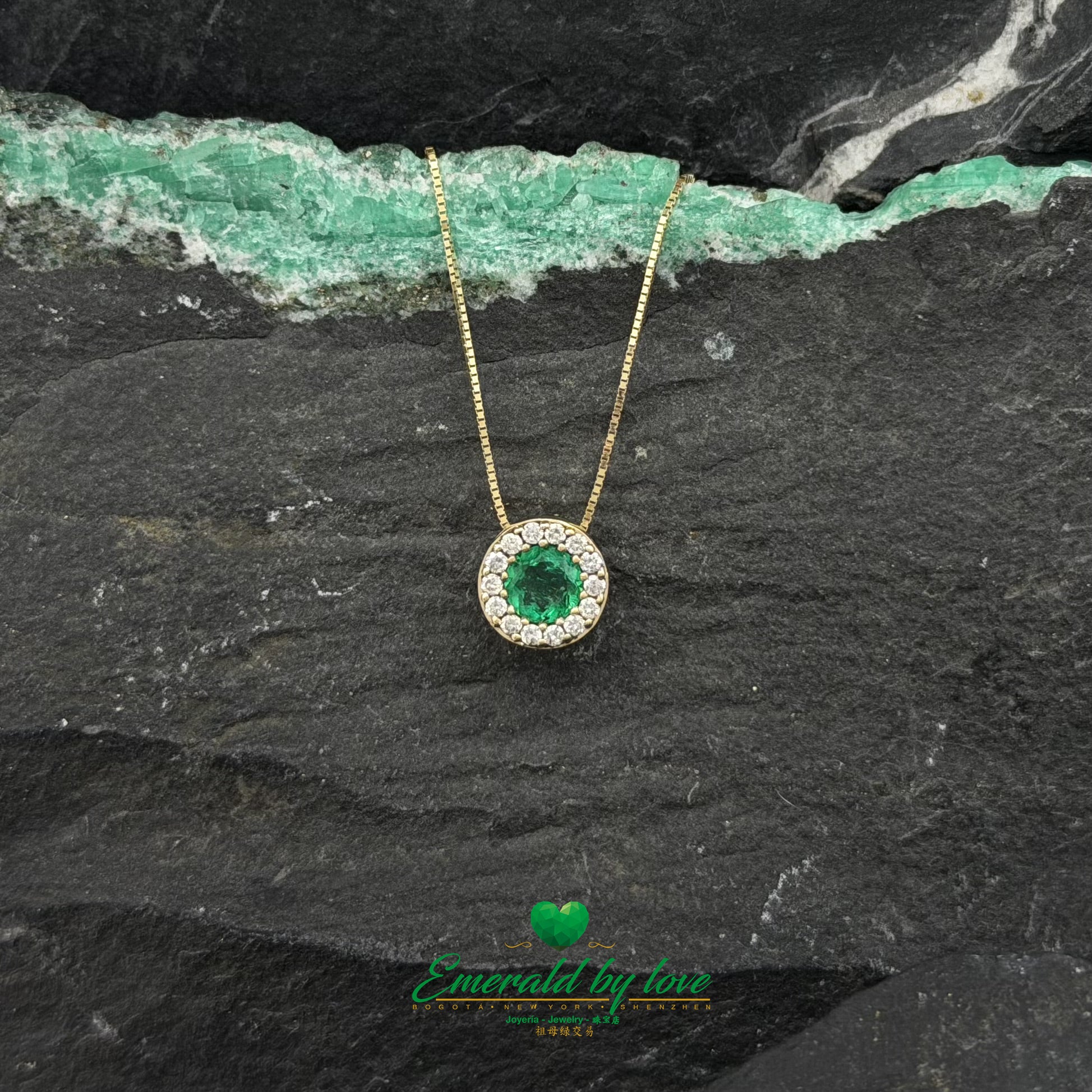 Delicate Yellow Gold Cluster Pendant with Round Colombian Natural Emerald Surrounded by Diamonds