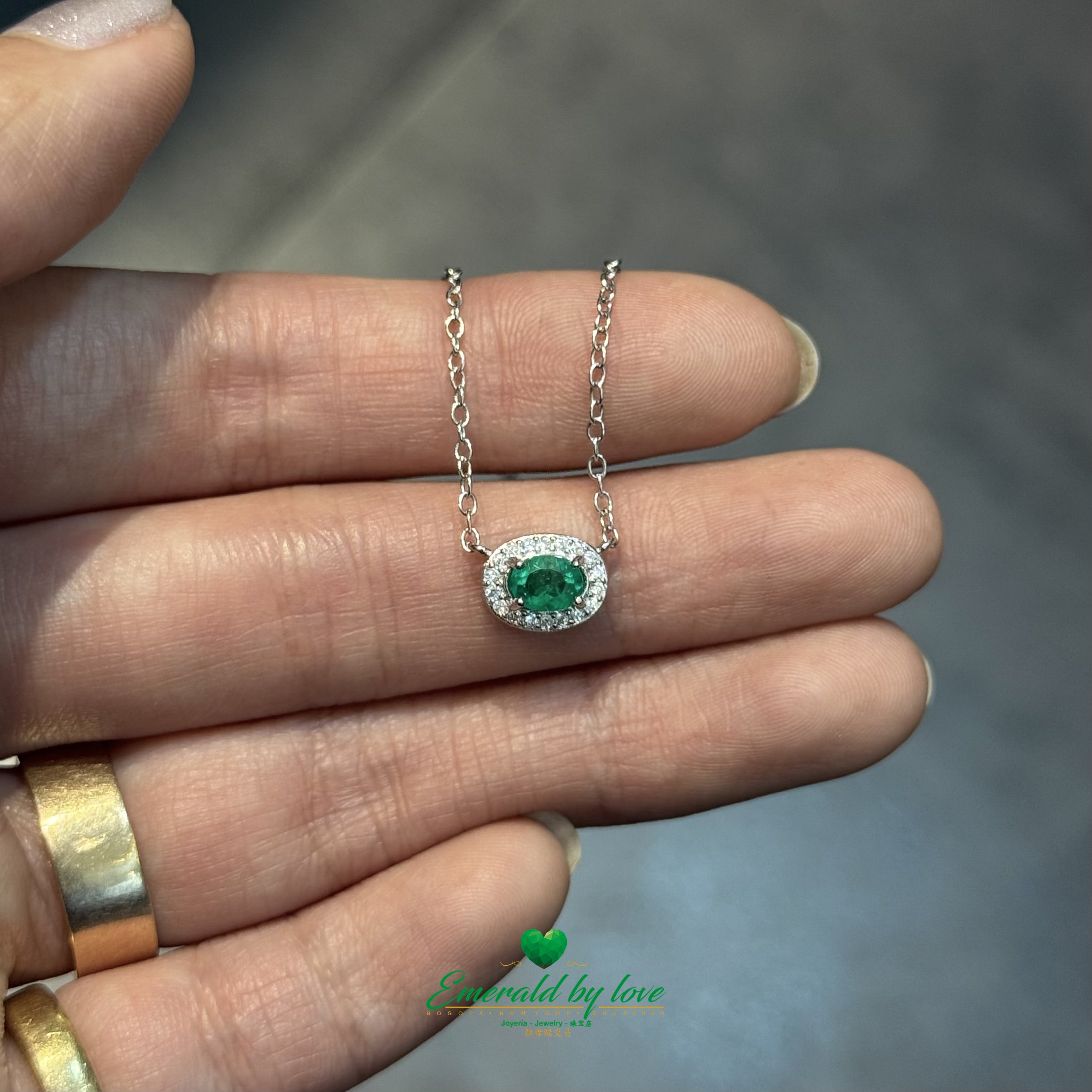 Elegant Sterling Silver Pendant with Central Oval-Cut Stone