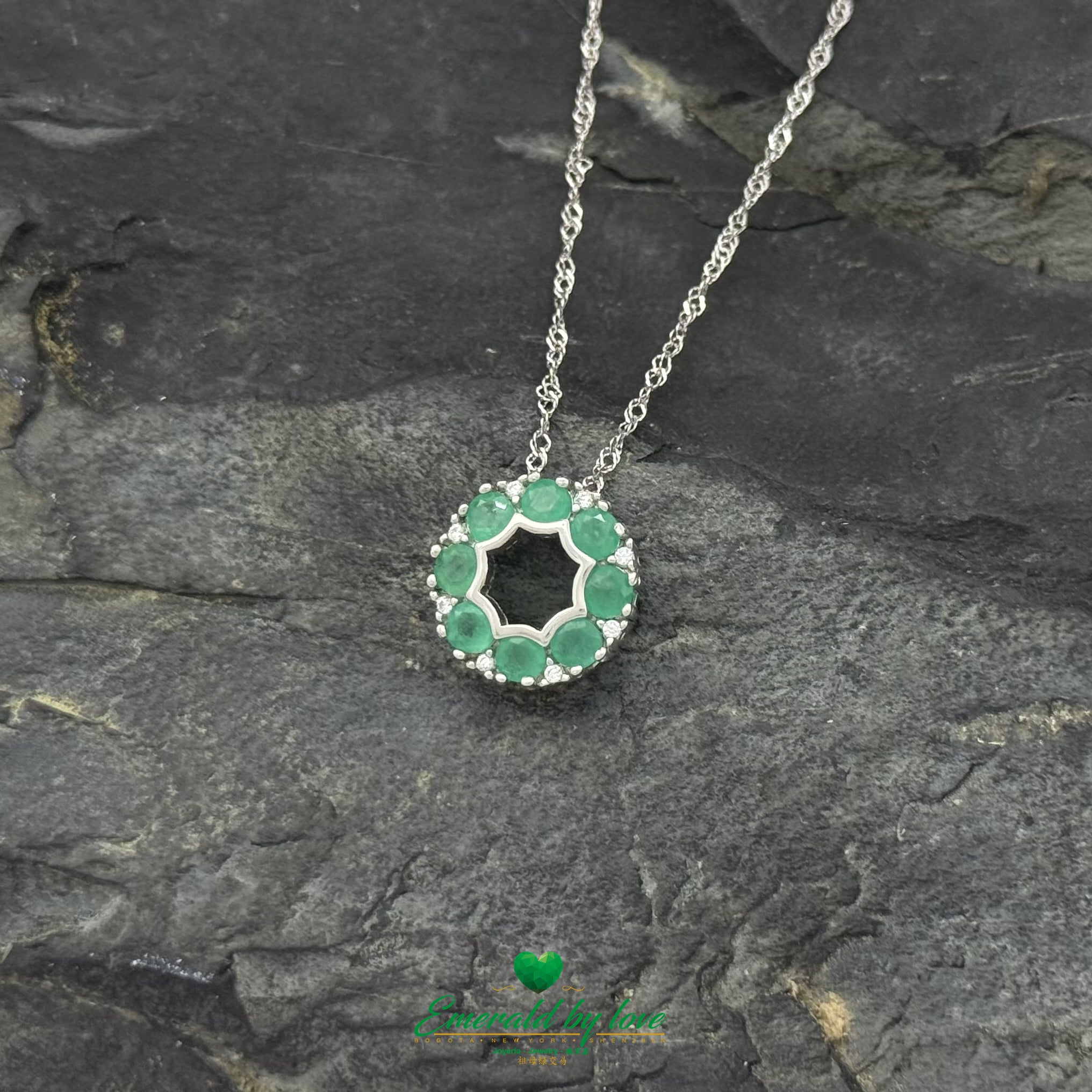 925 Silver Circle Pendant with Round Colombian Emeralds