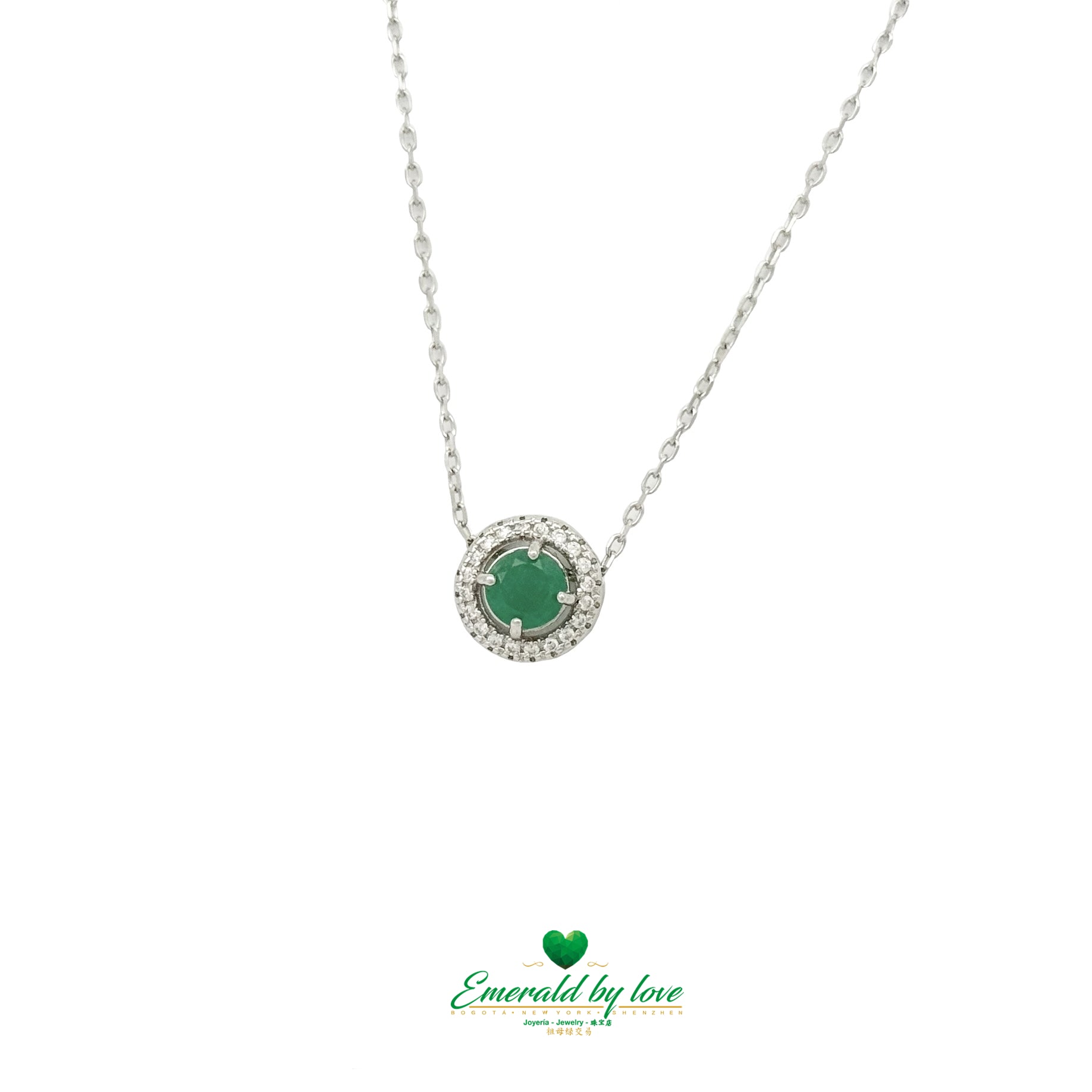 Round Marquise Pendant with Central Emerald & Zircon Halo – Floating Chain Design in 925 Silver