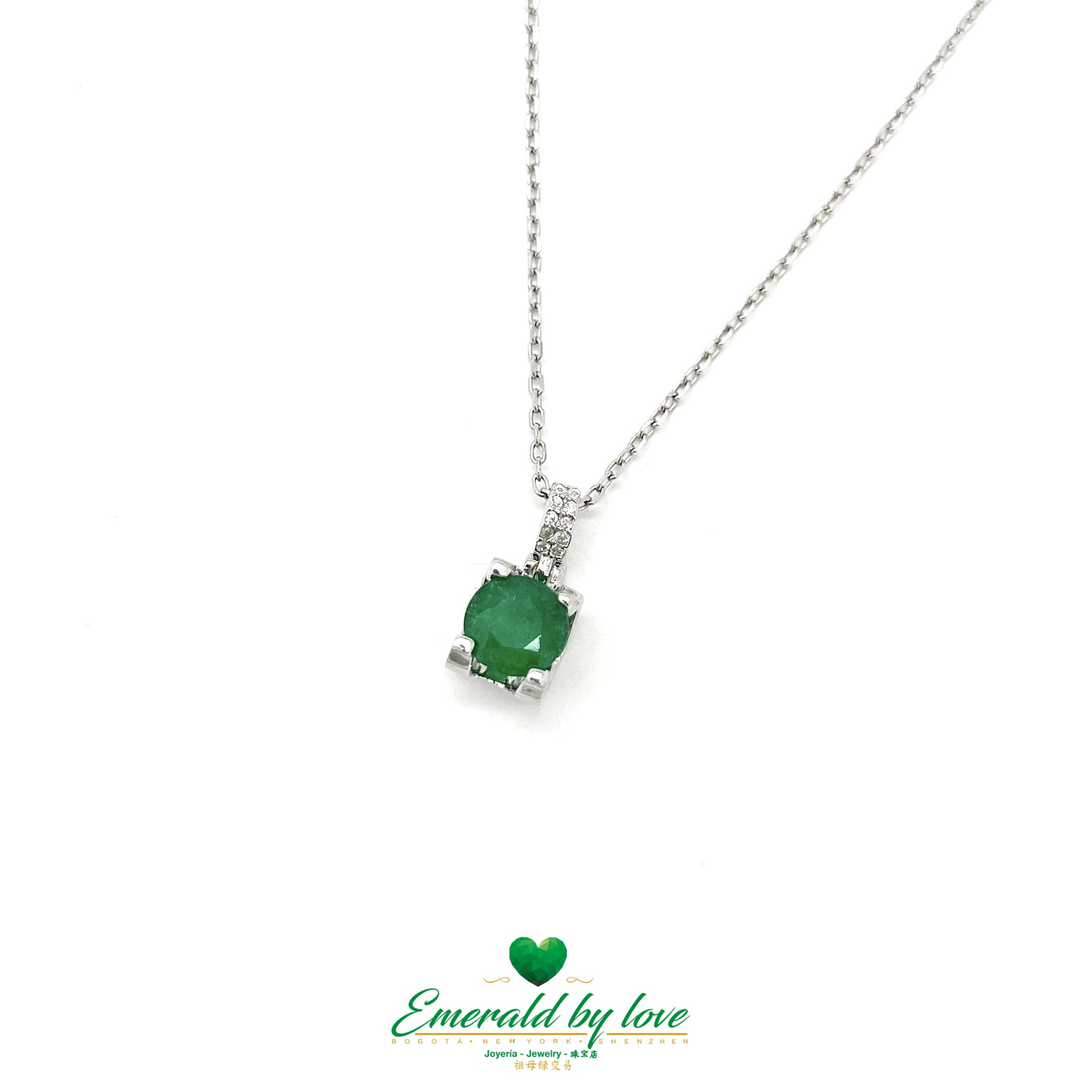 Elegant Round Emerald Pendant with Four-Prong Setting