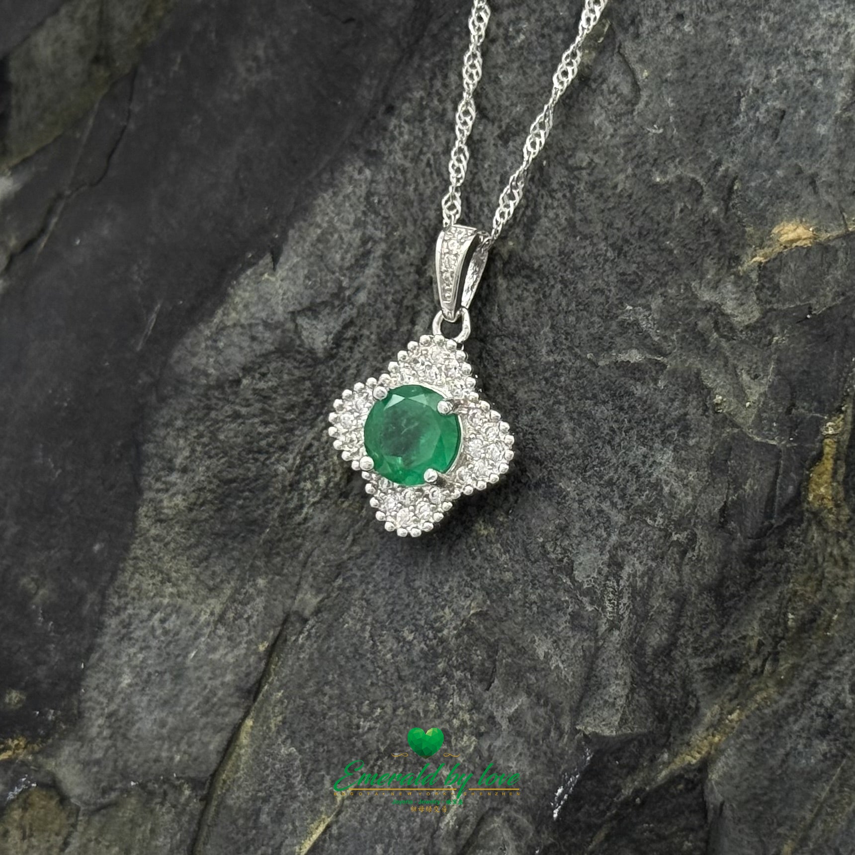 Sterling Silver Clover Pendant with Round Emerald Center