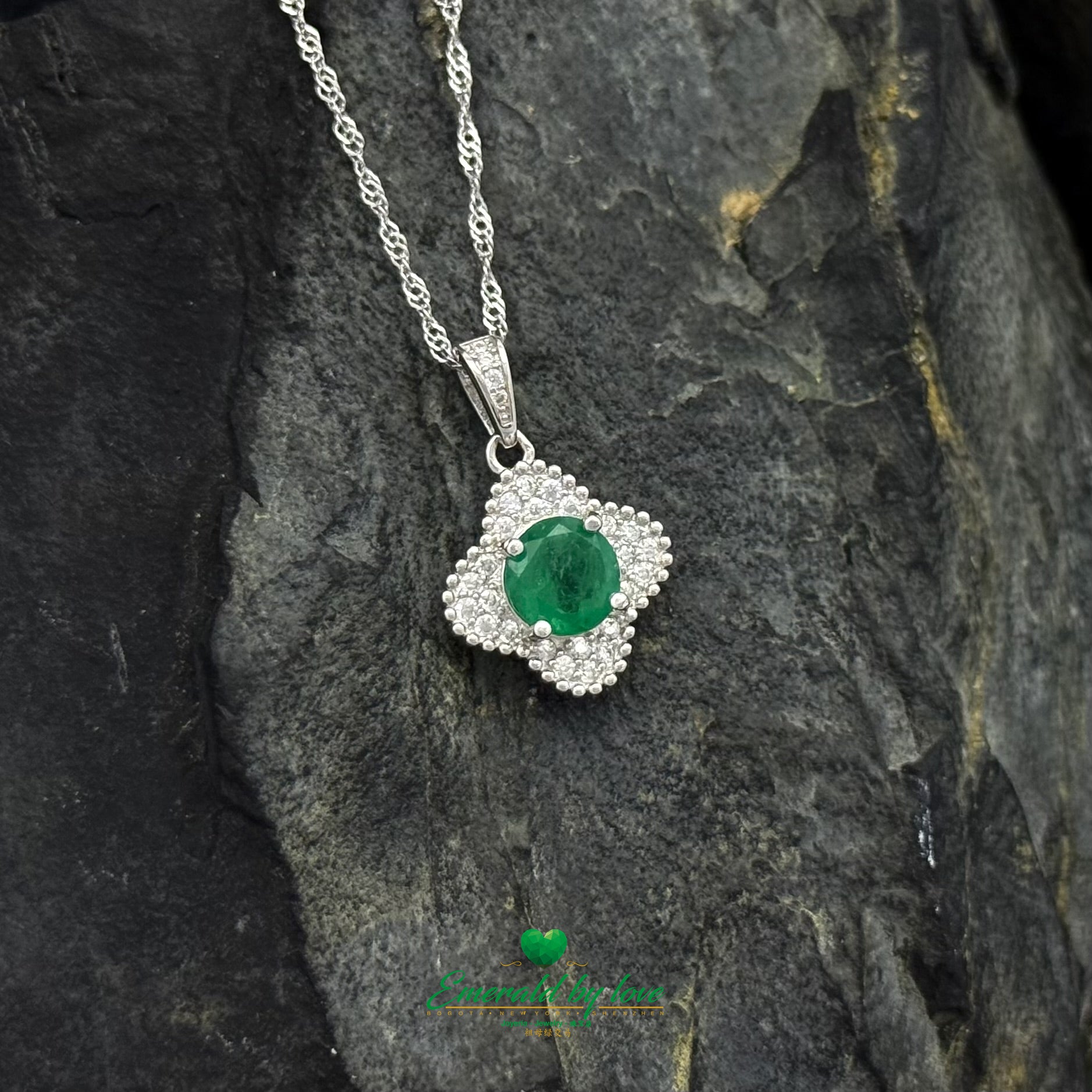 Sterling Silver Clover Pendant with Round Emerald Center