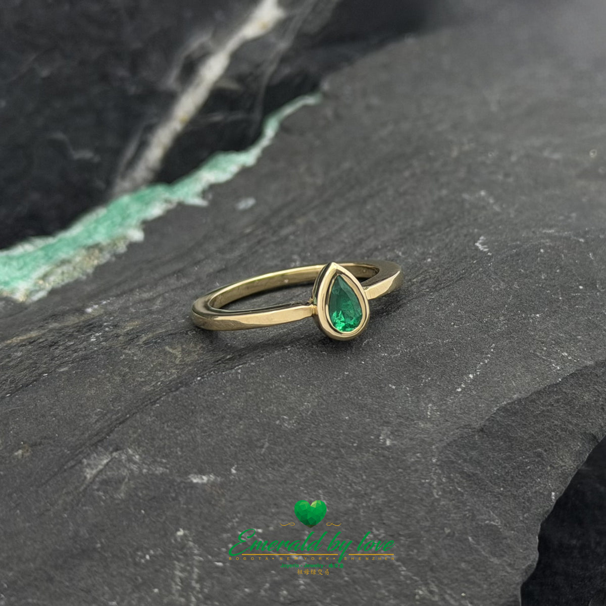 Pear-Shaped Colombian Emerald Bezel Ring