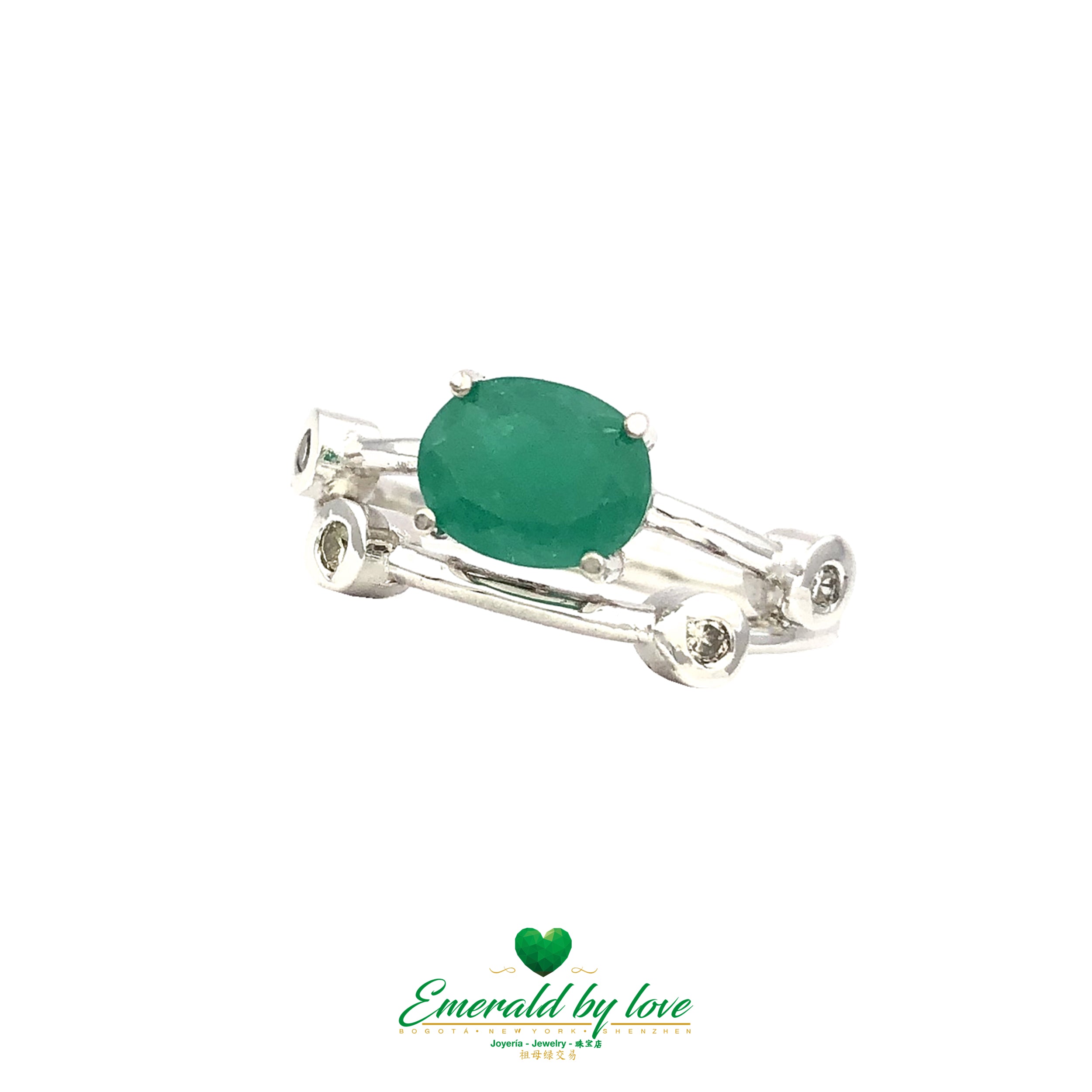 Anillo con Esmeralda Colombiana Natural en Oro Blanco de 18k