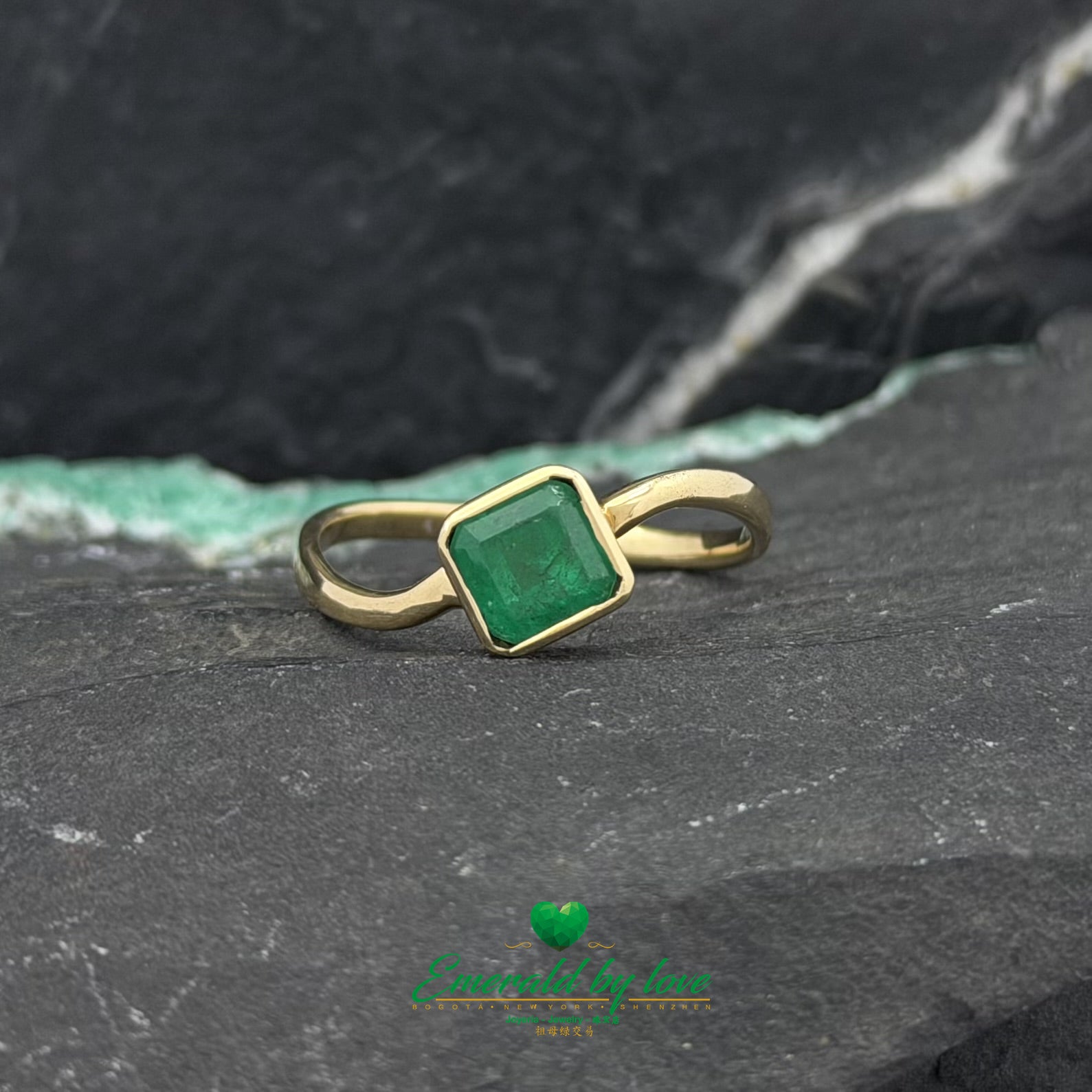 Bezel-Set Square Emerald Ring with Wave Band