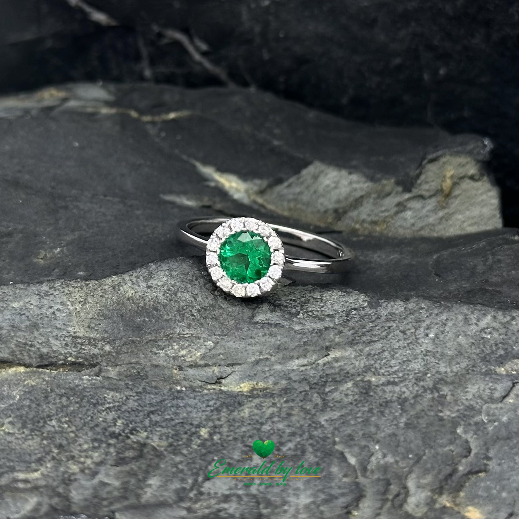White Gold Cluster Ring with Certified Colombian Emerald and Diamond Halo