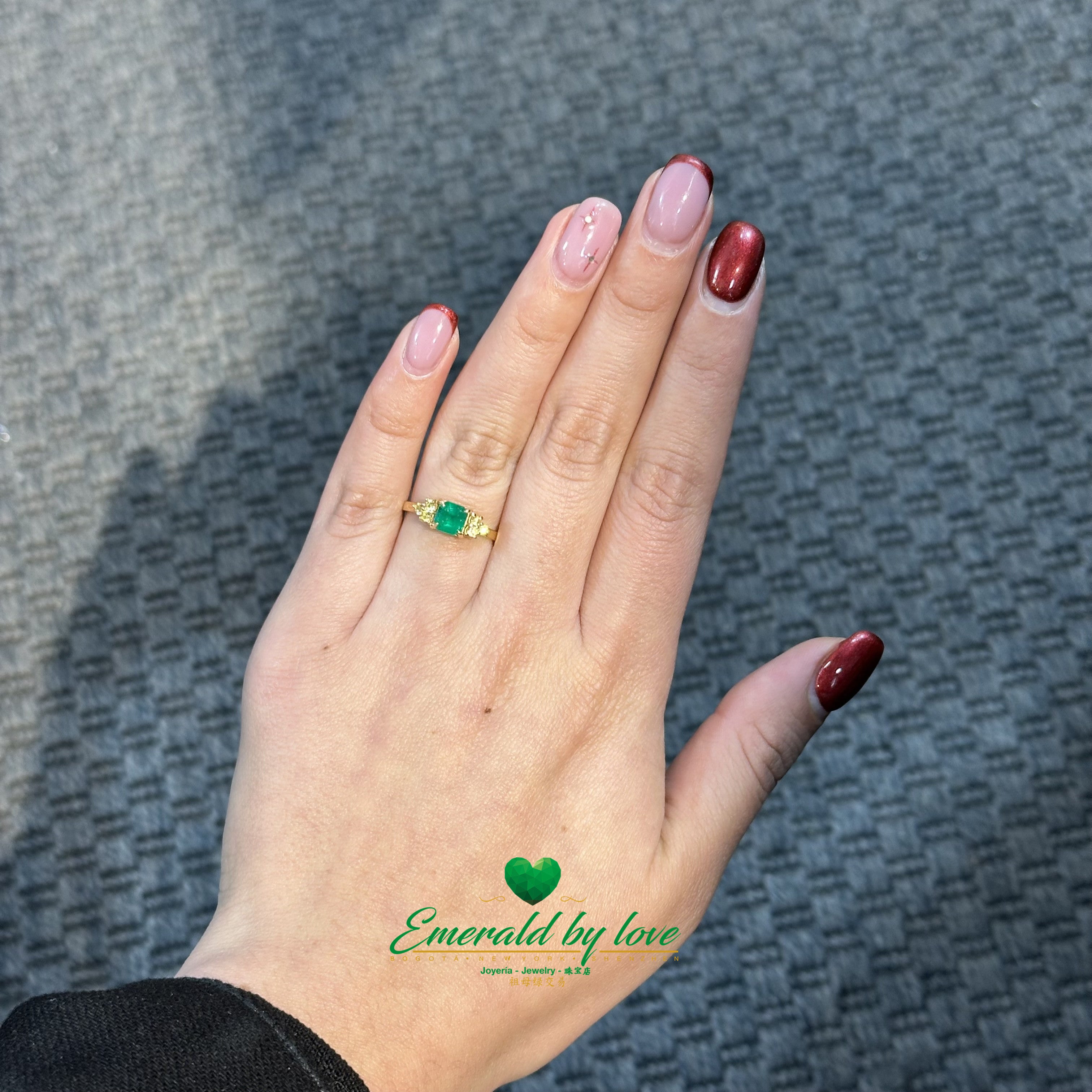 Square Emerald Engagement Ring in 18K Gold with Yellow Side Diamonds