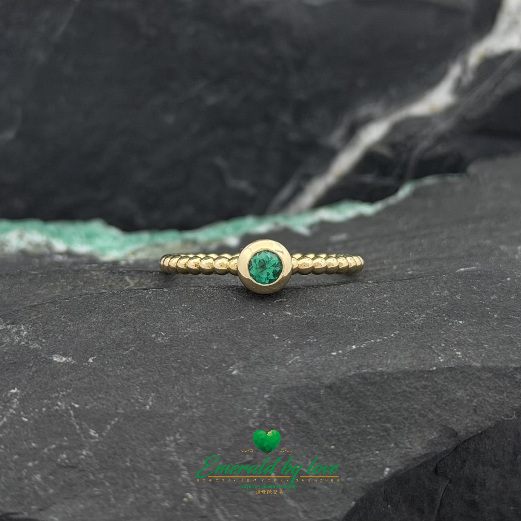 Delicate Bezel-Set Ring with Round Emerald