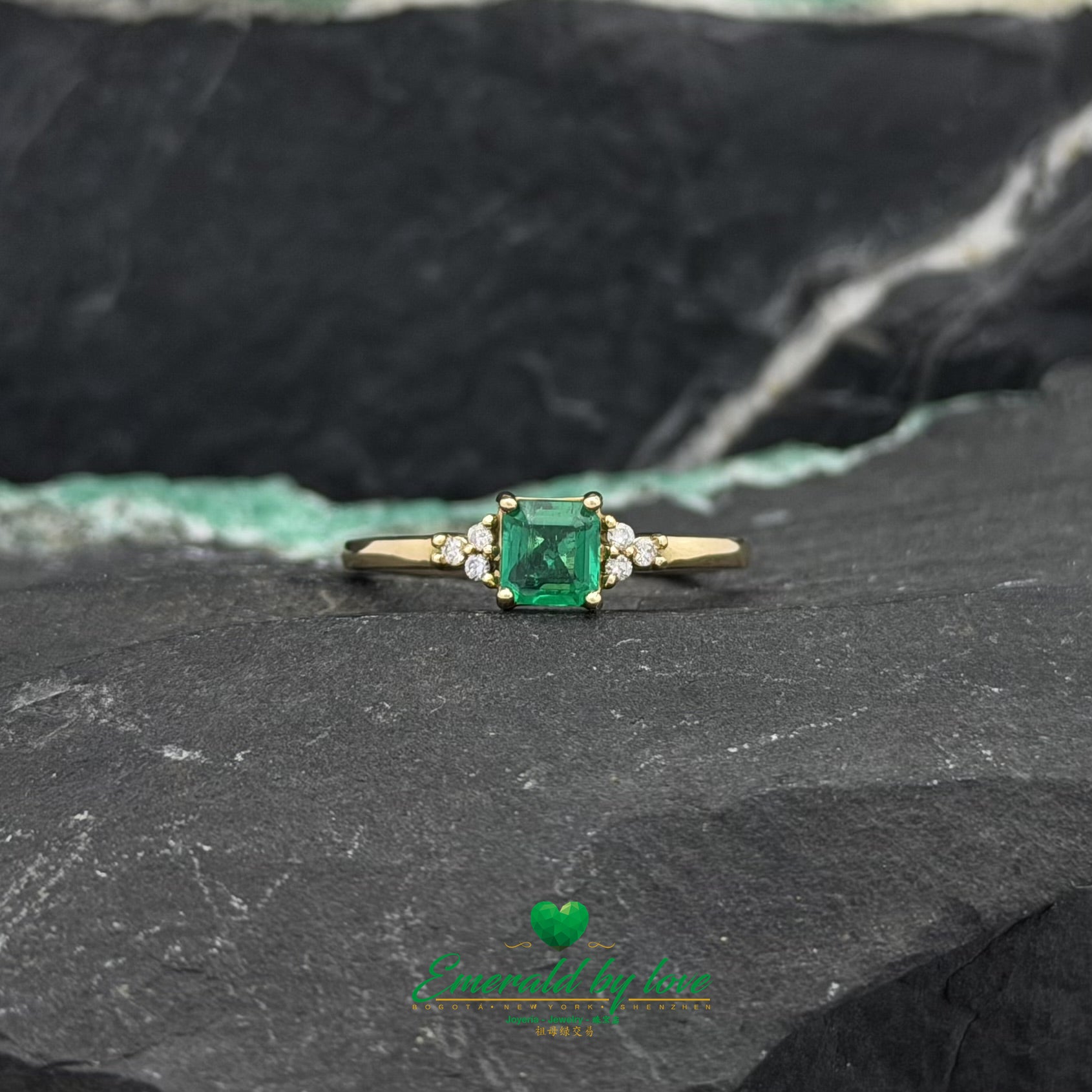 Square-Cut High Quality Emerald Ring with Side Diamonds