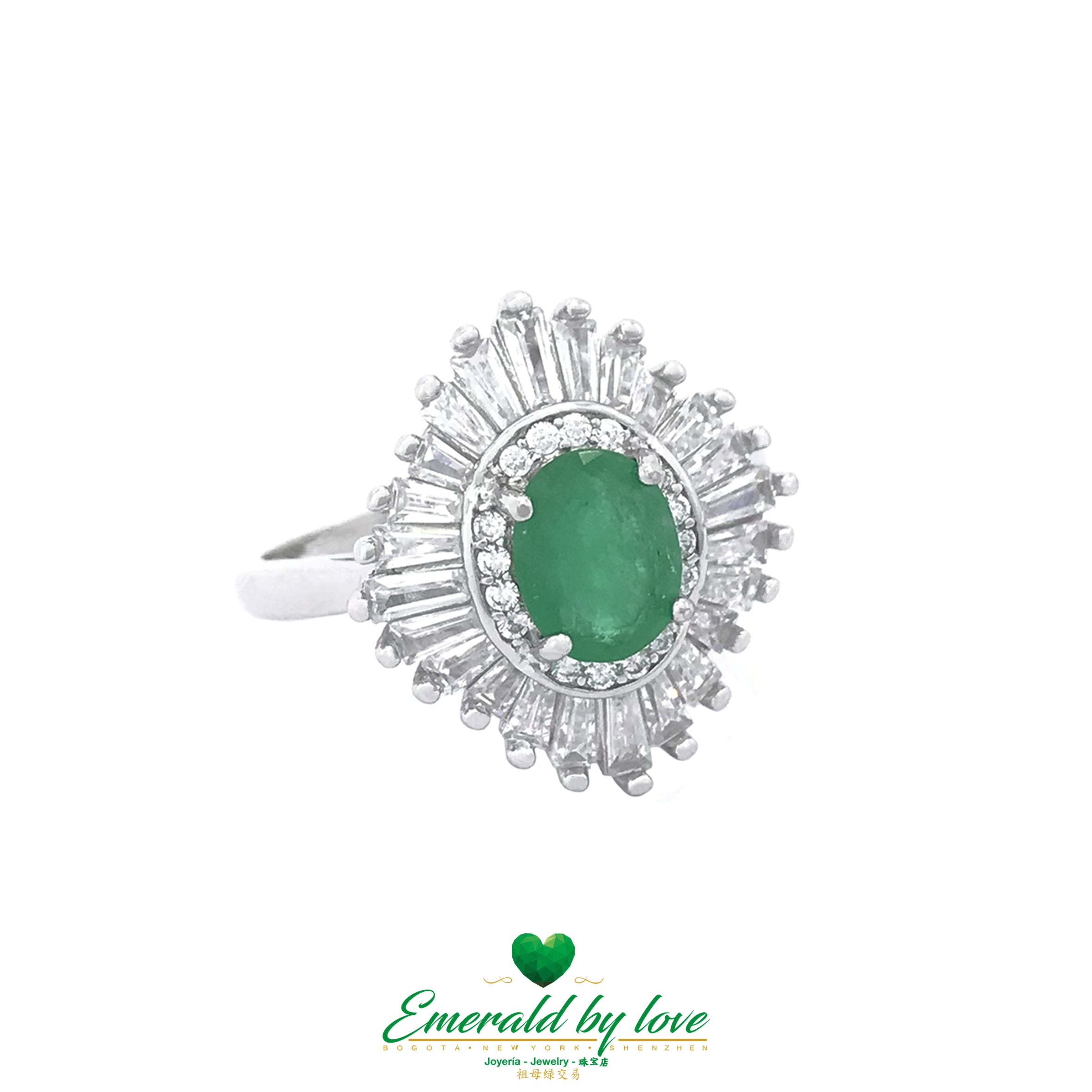 Bague marquise impériale avec émeraude centrale ovale et entourage baguette CZ : élégance majestueuse