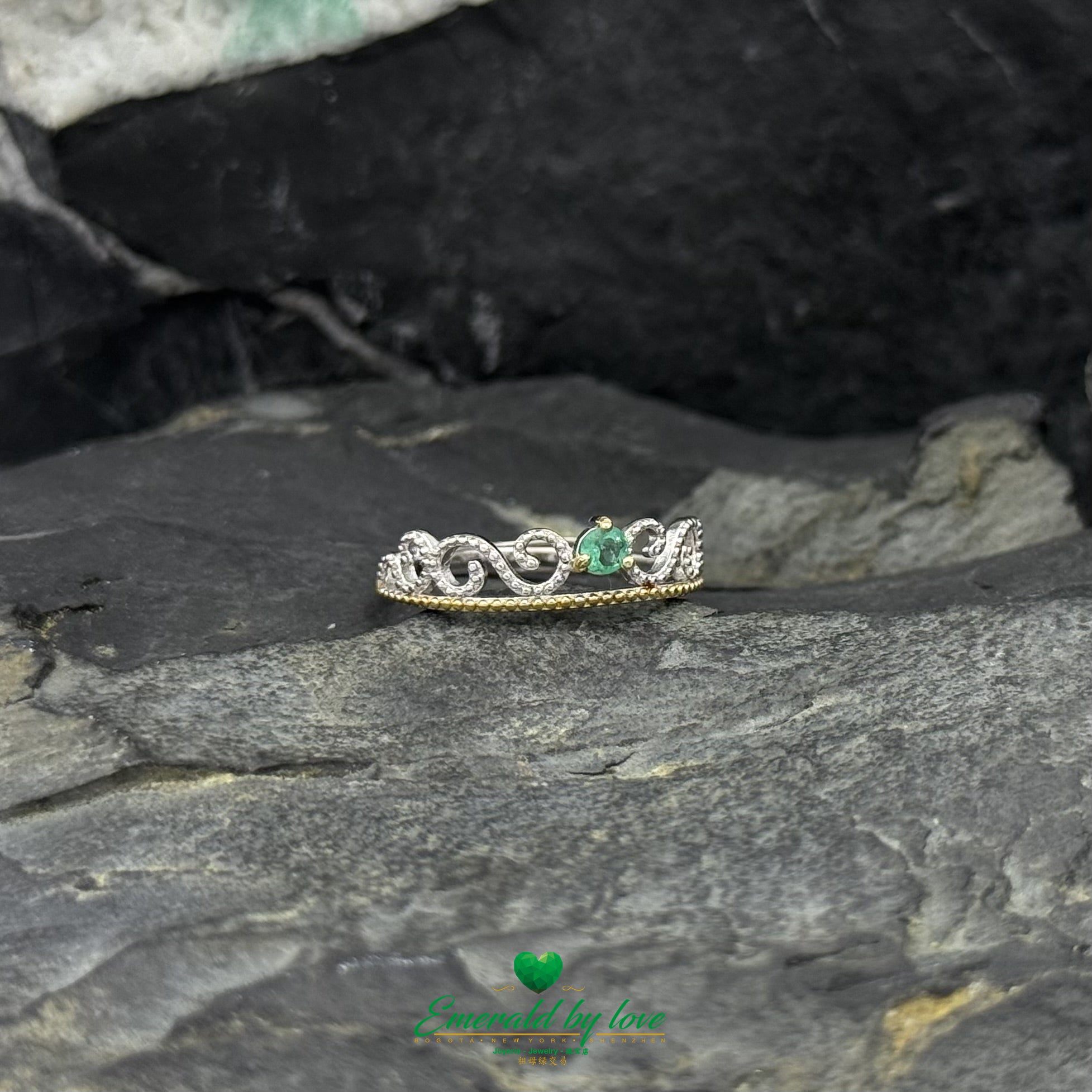 Mini Gold-Plated Arabesque Ring with Round Colombian Emerald