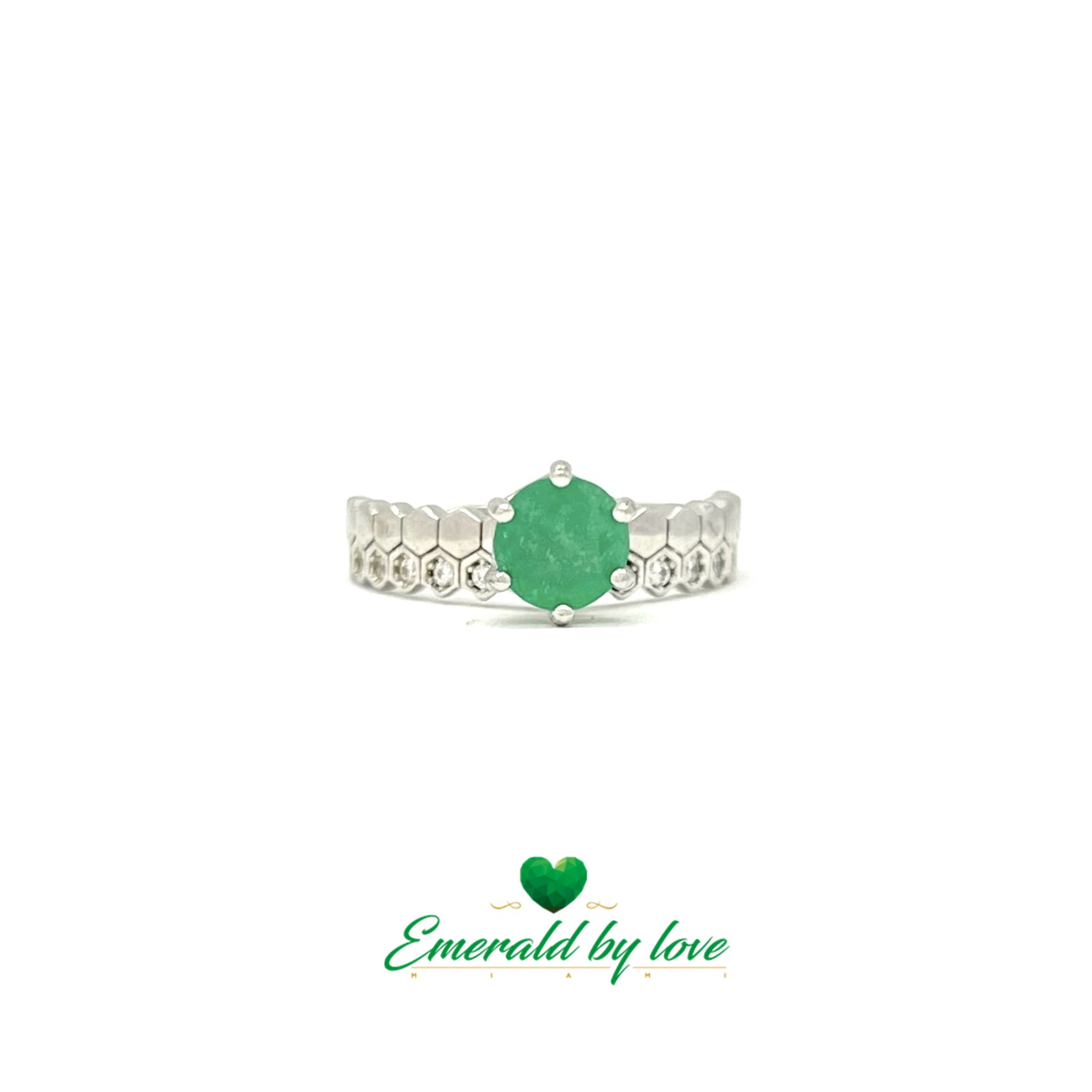 Bague de fiançailles unique avec double bande texturée en argent et émeraude ronde centrale
