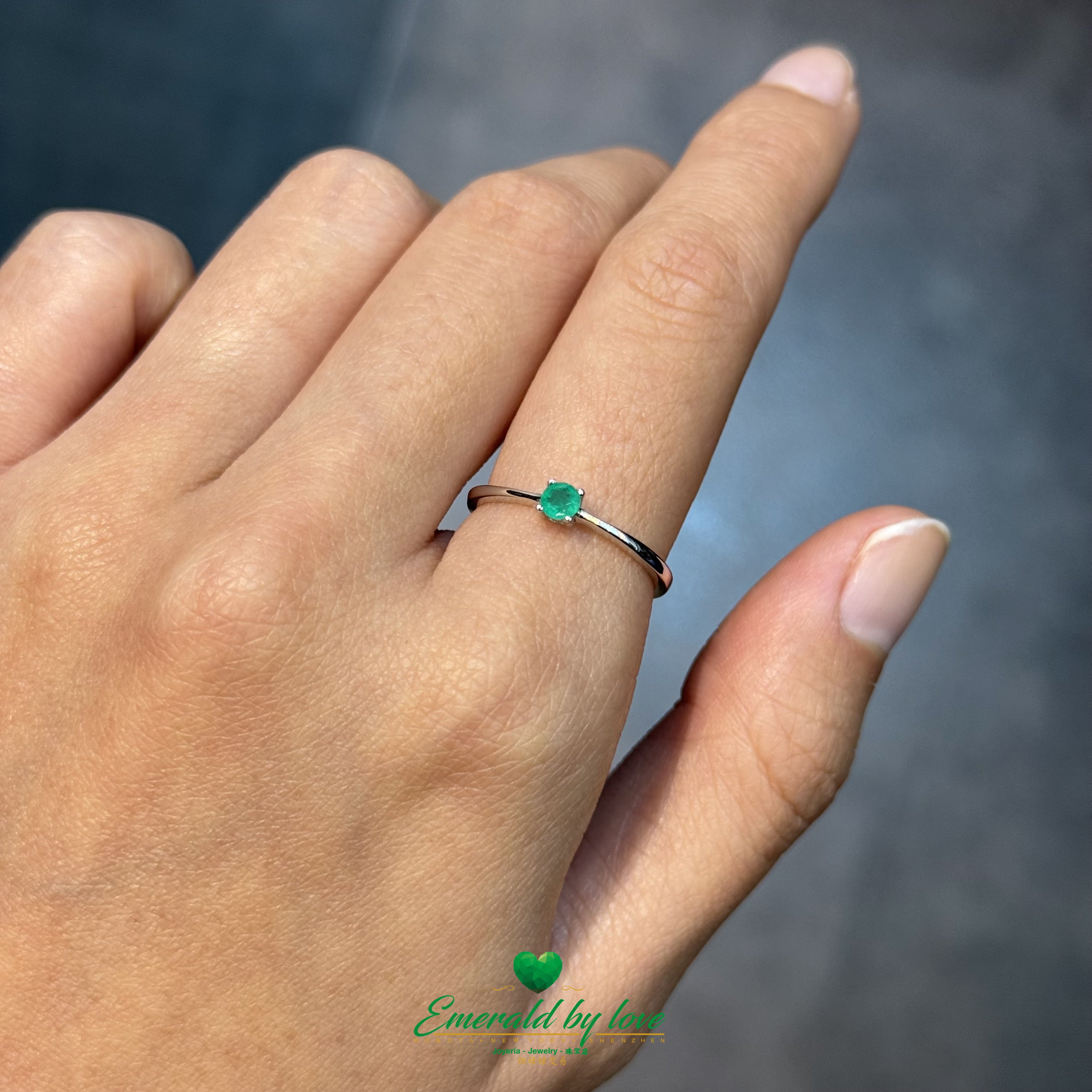 Thin Solitaire Ring with Round Colombian Emerald