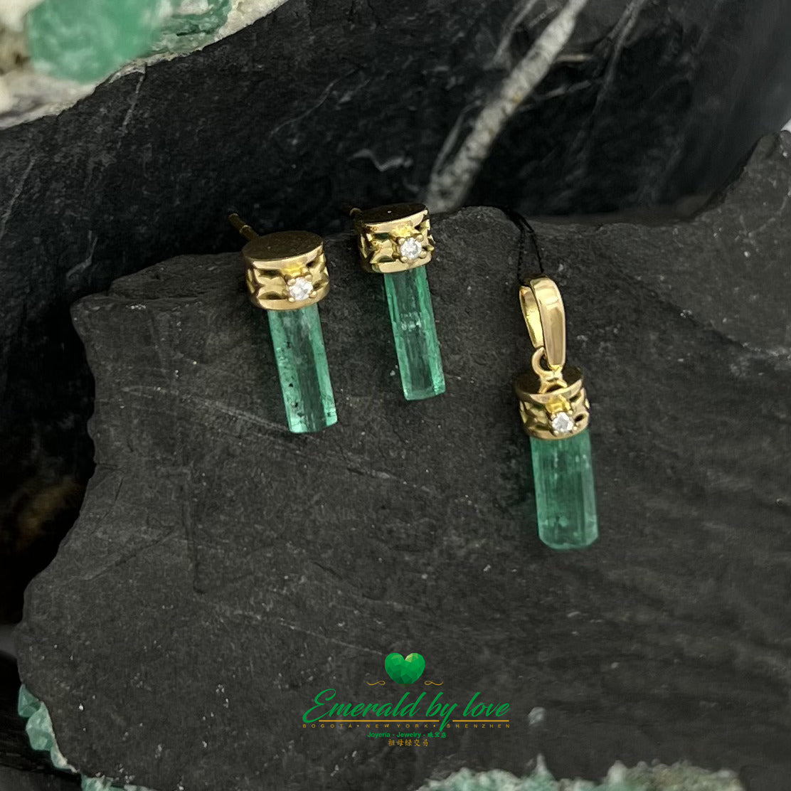 Yellow Gold Rough Emerald Set with Decorative Diamond