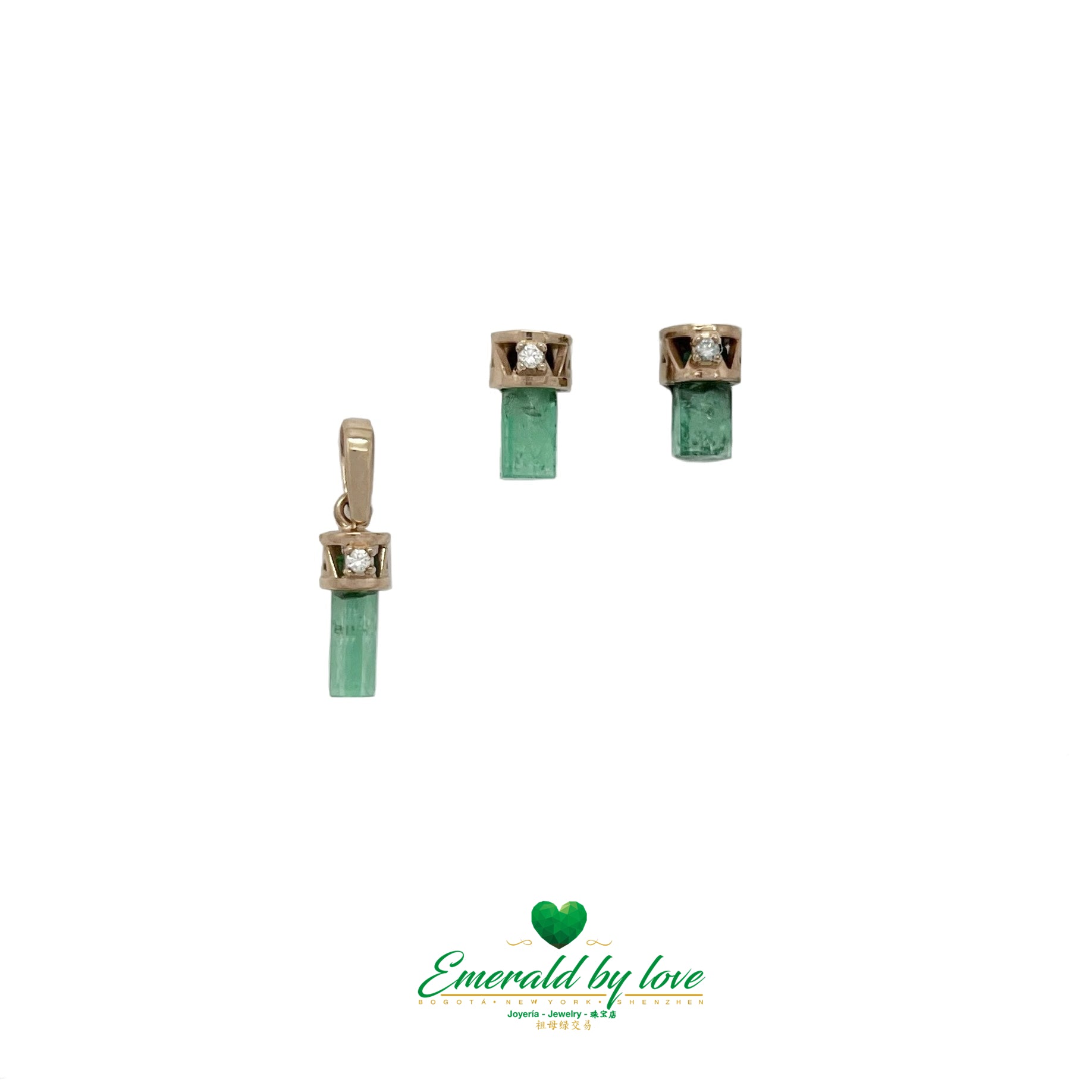 Encantadoras esmeraldas pequeñas en oro rosa con diamantes decorativos engastados